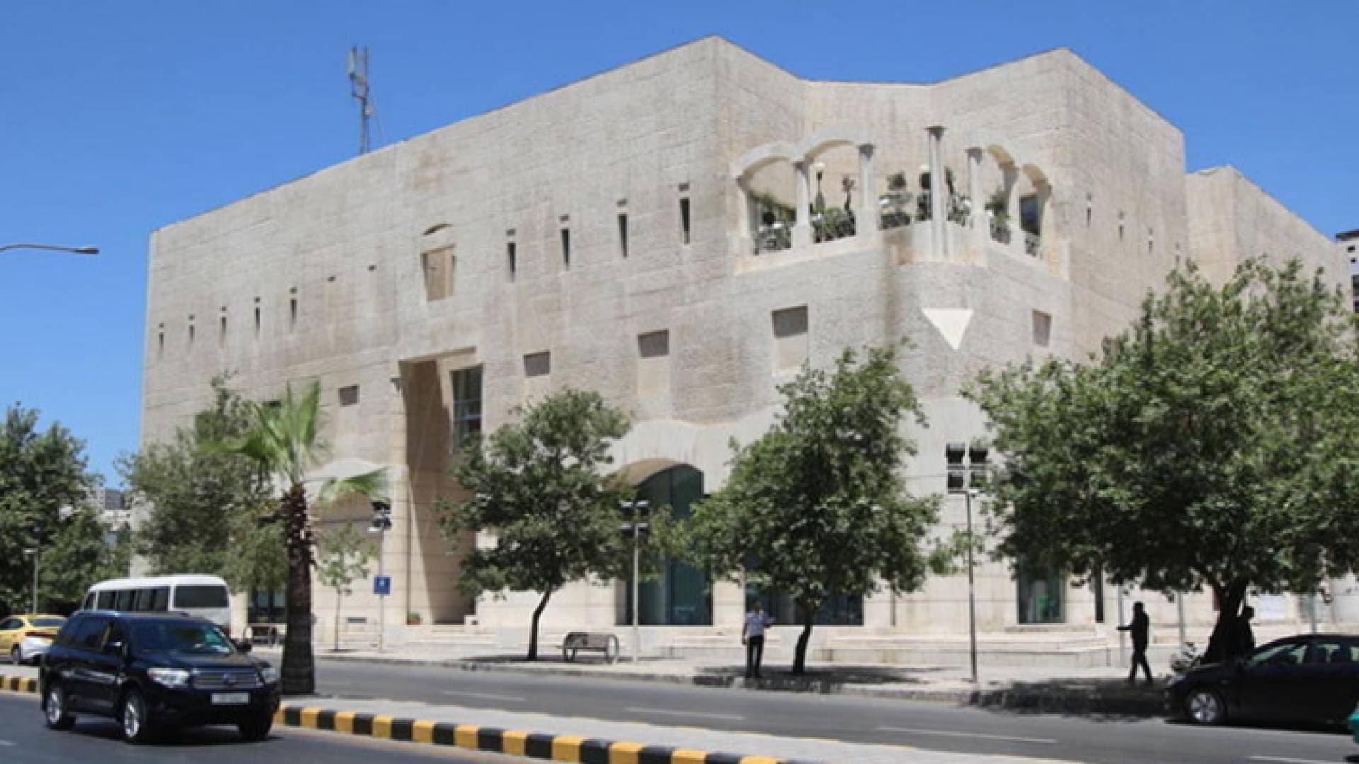 "المكاتب الهندسية" ترفض منح أمانة عمان صلاحيات اعتمادها