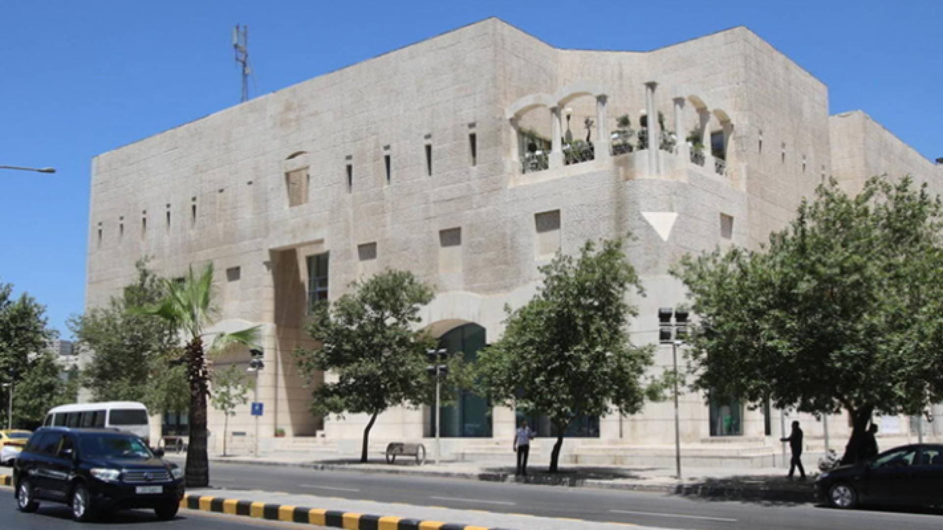 دعوات لتبسيط إجراءات التراخيص في مناطق “الأمانة”