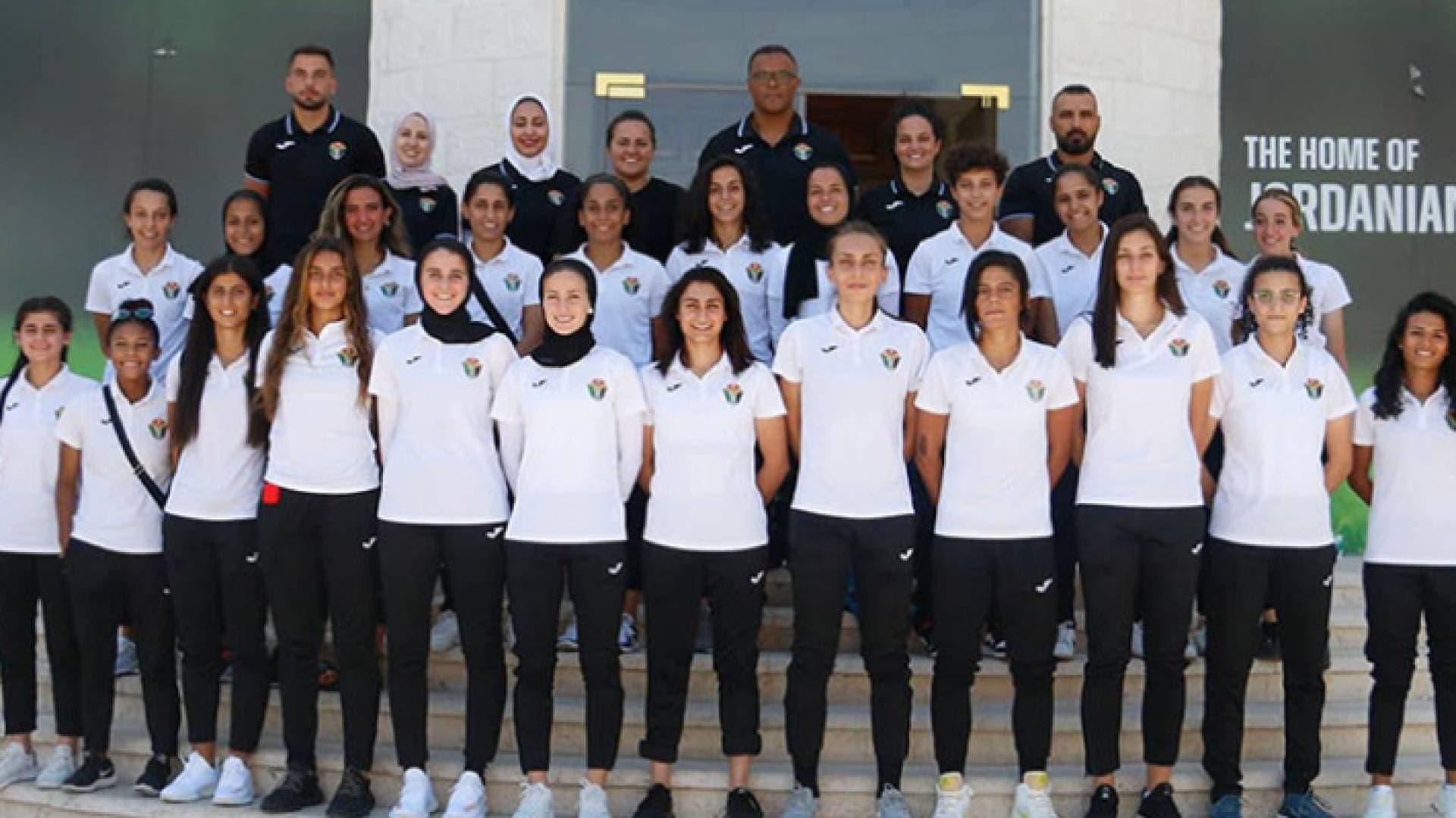 المنتخب الوطني للسيدات يواصل تدريباته في القاهرة