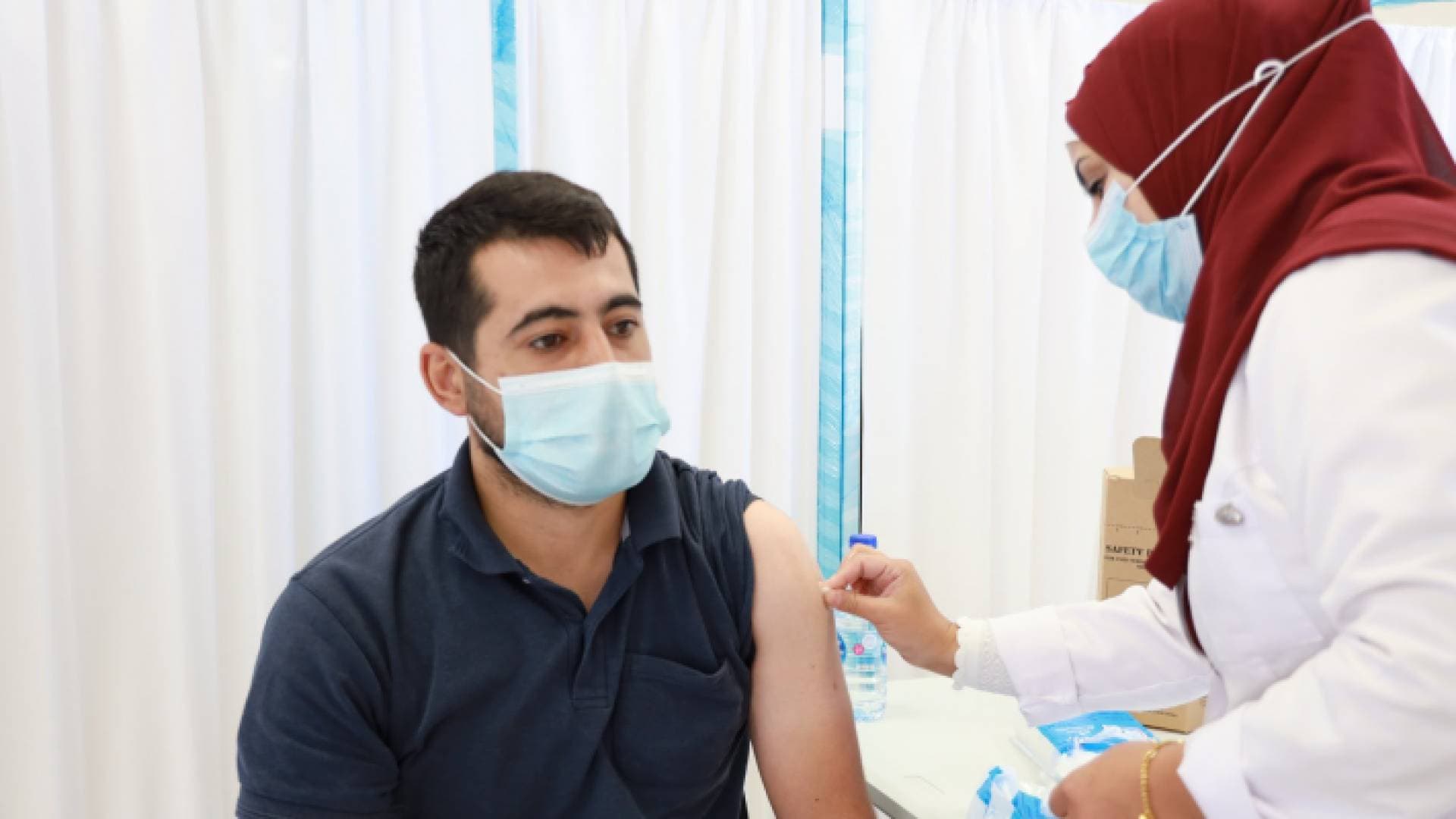 فلسطين .. البدء بتطعيم طلبة المدارس من العاشر وحتى الثاني عشر ضد كورونا