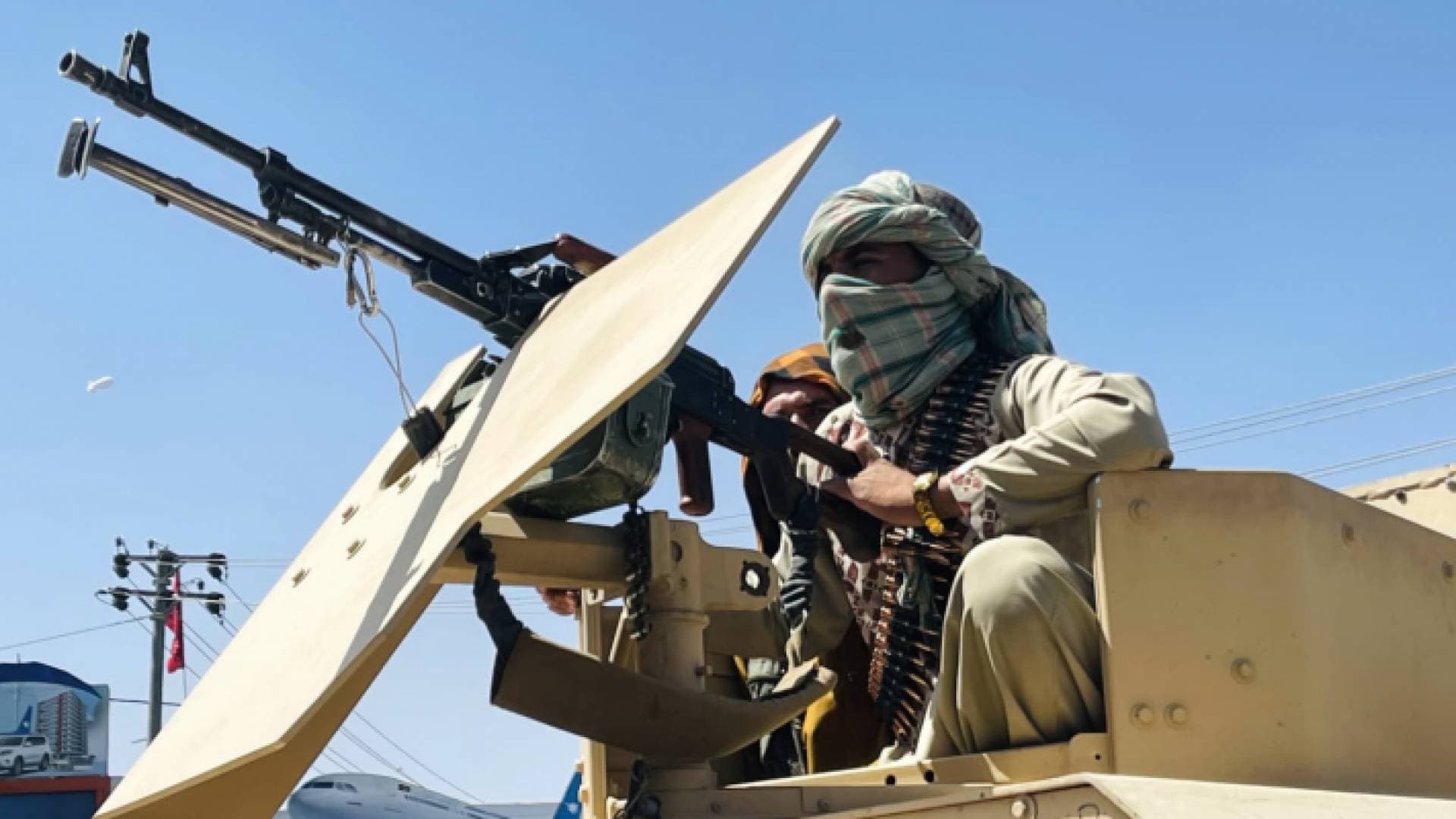 طالبان تتقدم في بانشير وواشنطن تحذر من أرض خصبة "للإرهاب" في أفغانستان