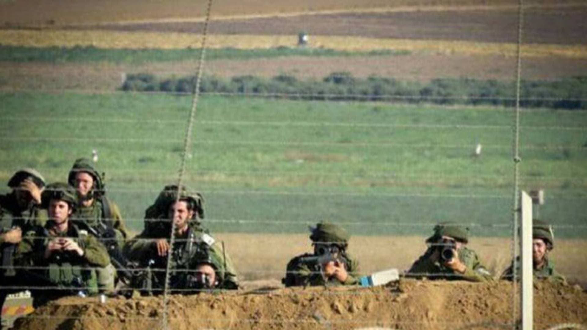 الاحتلال الاسرائيلي يطلق النار على مزارع فلسطيني ويصيبه في غزة