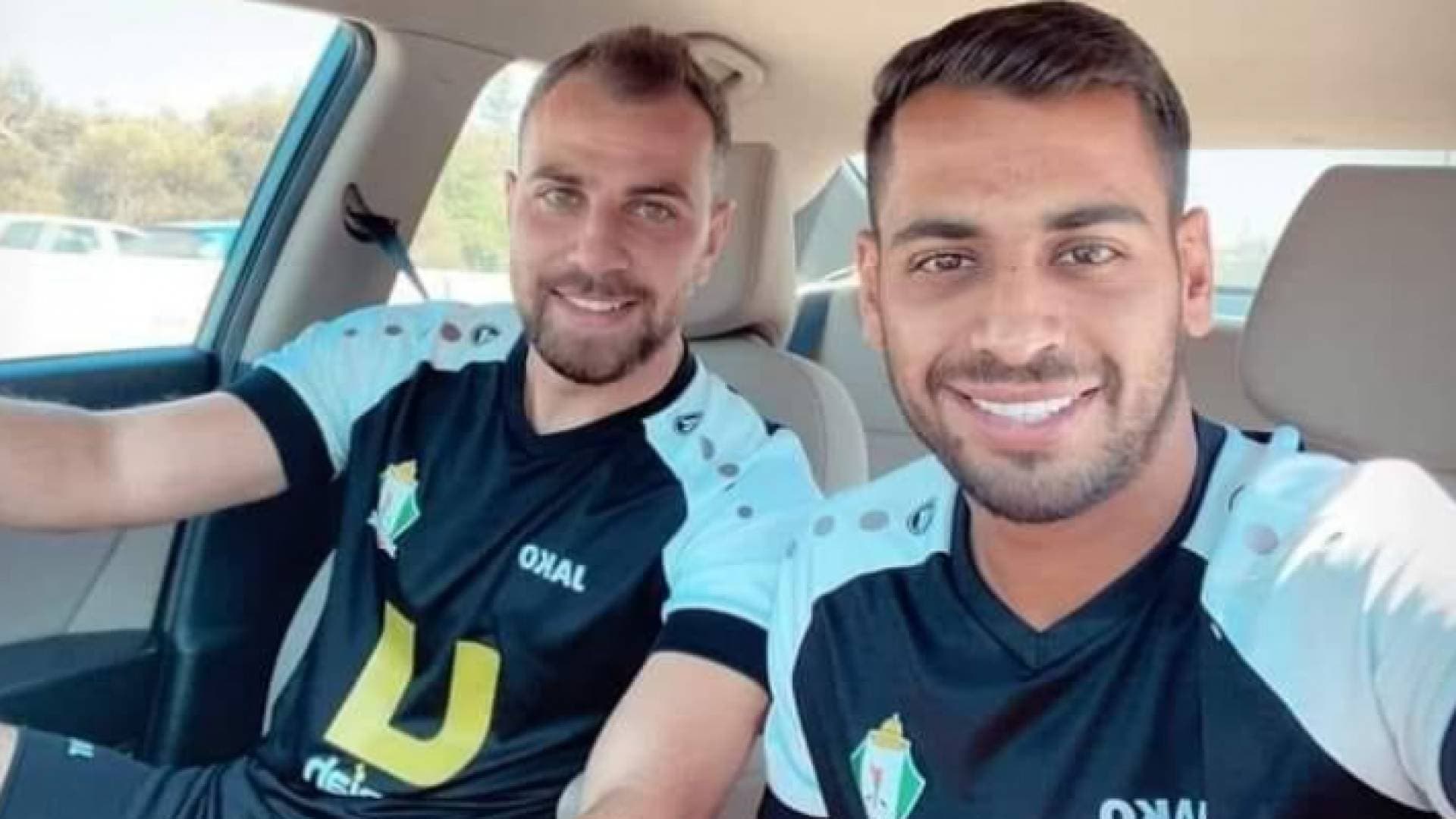 إصابة لاعبين من الوحدات بحادث سير.. تفاصيل