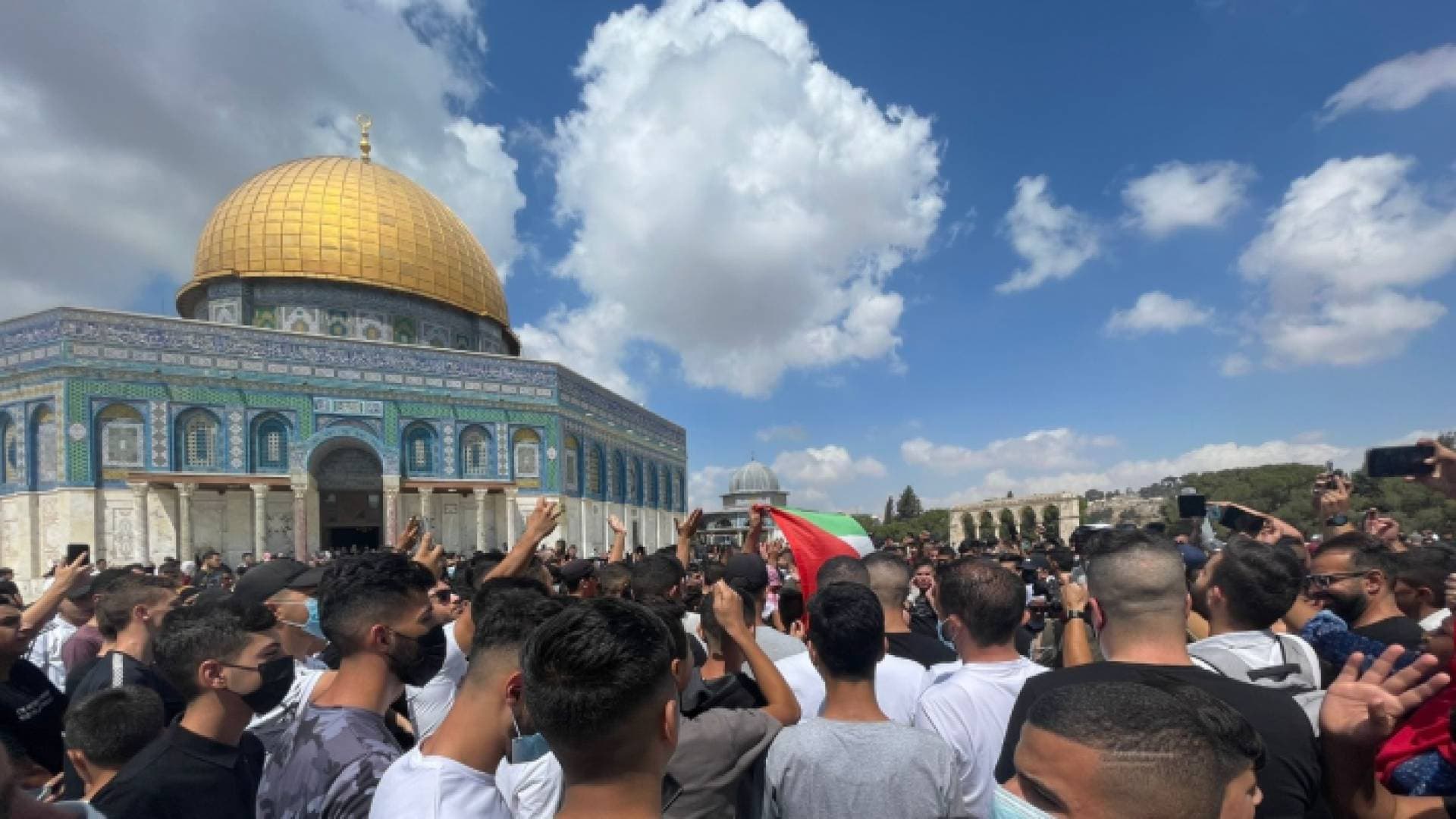 مسيرة في المسجد الأقصى دعما للأسرى - صور
