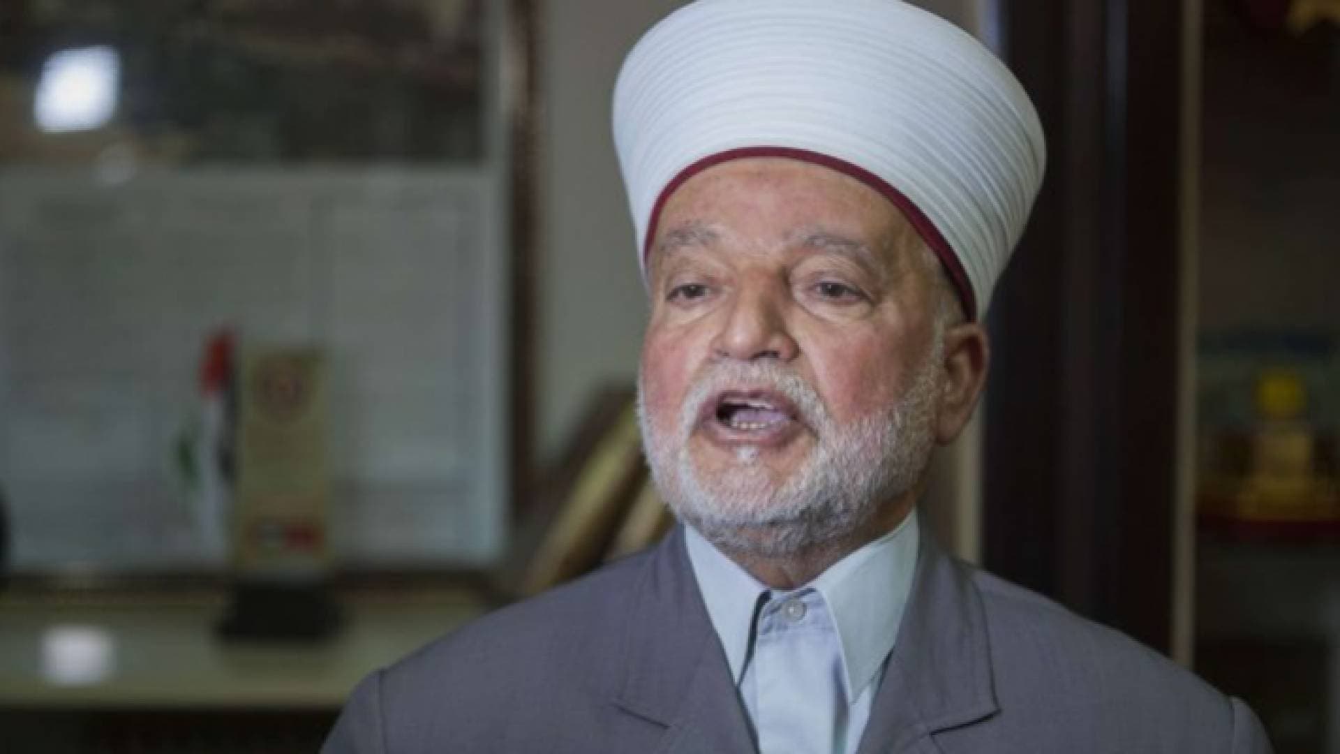 مفتي القدس يحذر من دعوات لاقتحام المسجد الأقصى والحرم الإبراهيمي