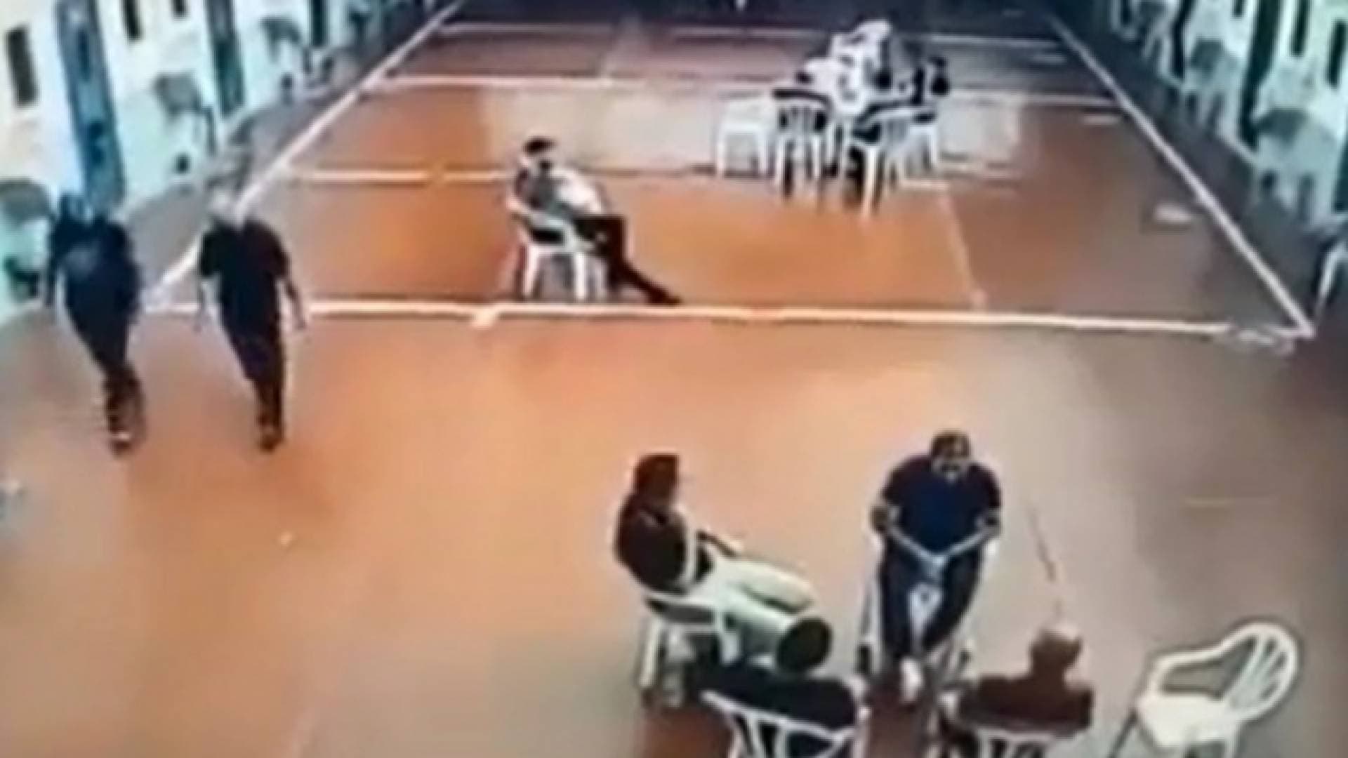 ما حقيقة فيديو آخر ظهور للأسرى الفلسطينيين الستة في سجن جلبوع قبل فرارهم؟.. فيديو