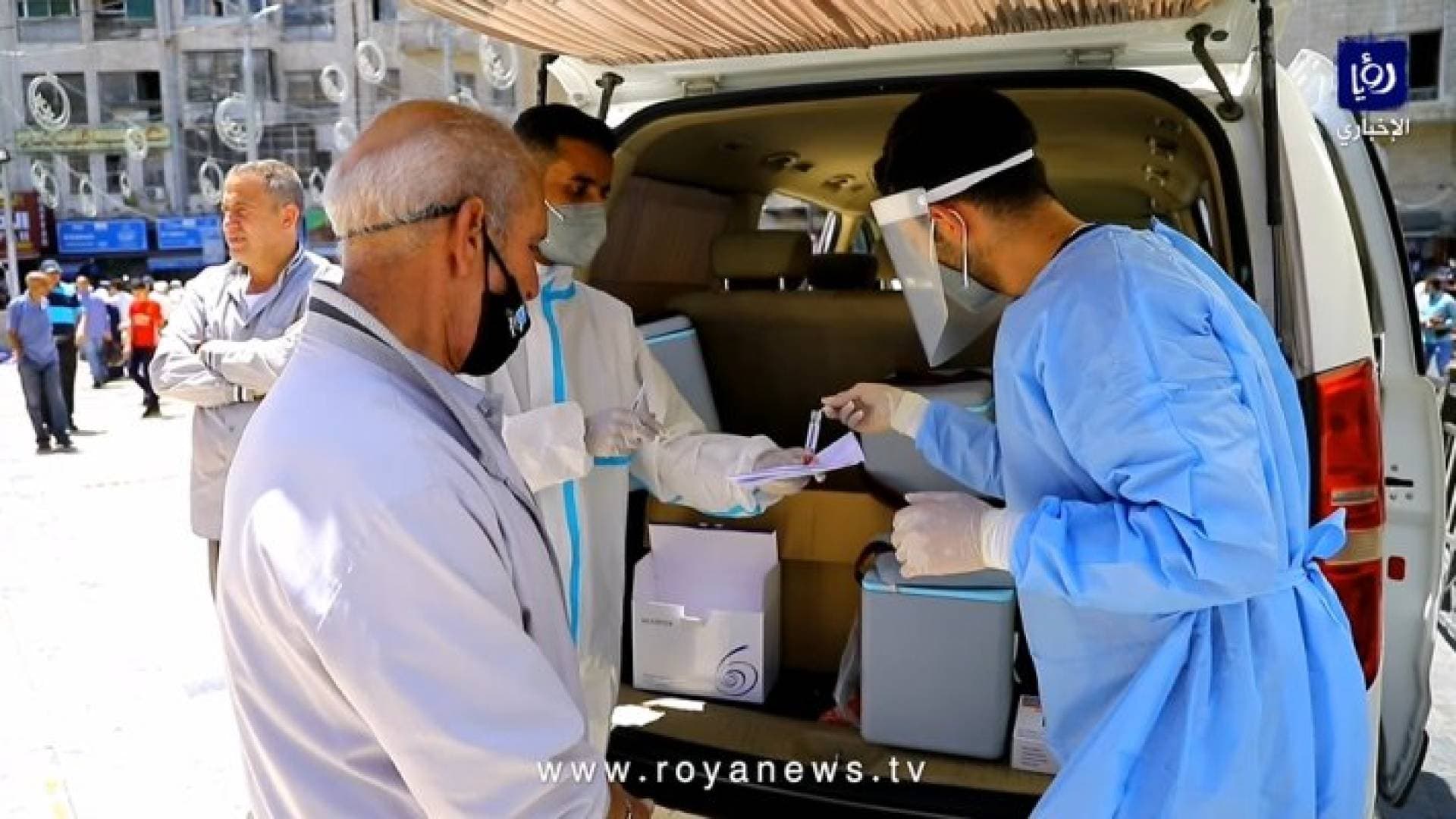 ارتفاع طفيف بإيجابية فحوص كورونا والإصابات في الأسبوع الوبائي ٣٨.. تفاصيل وأرقام