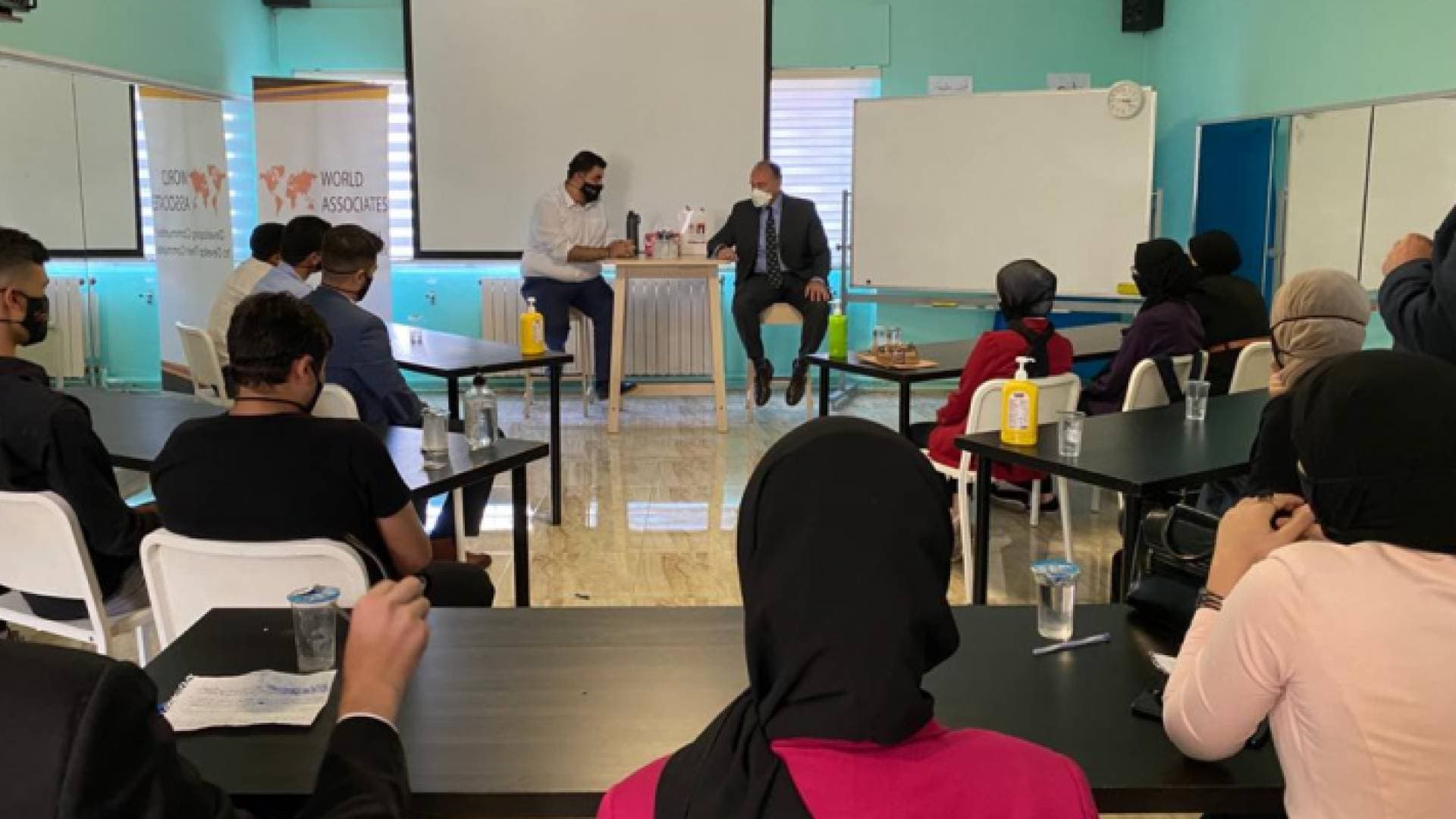 السفير الأمريكي يسلط الضوء على التعاون الأمريكي-الأردني في إربد