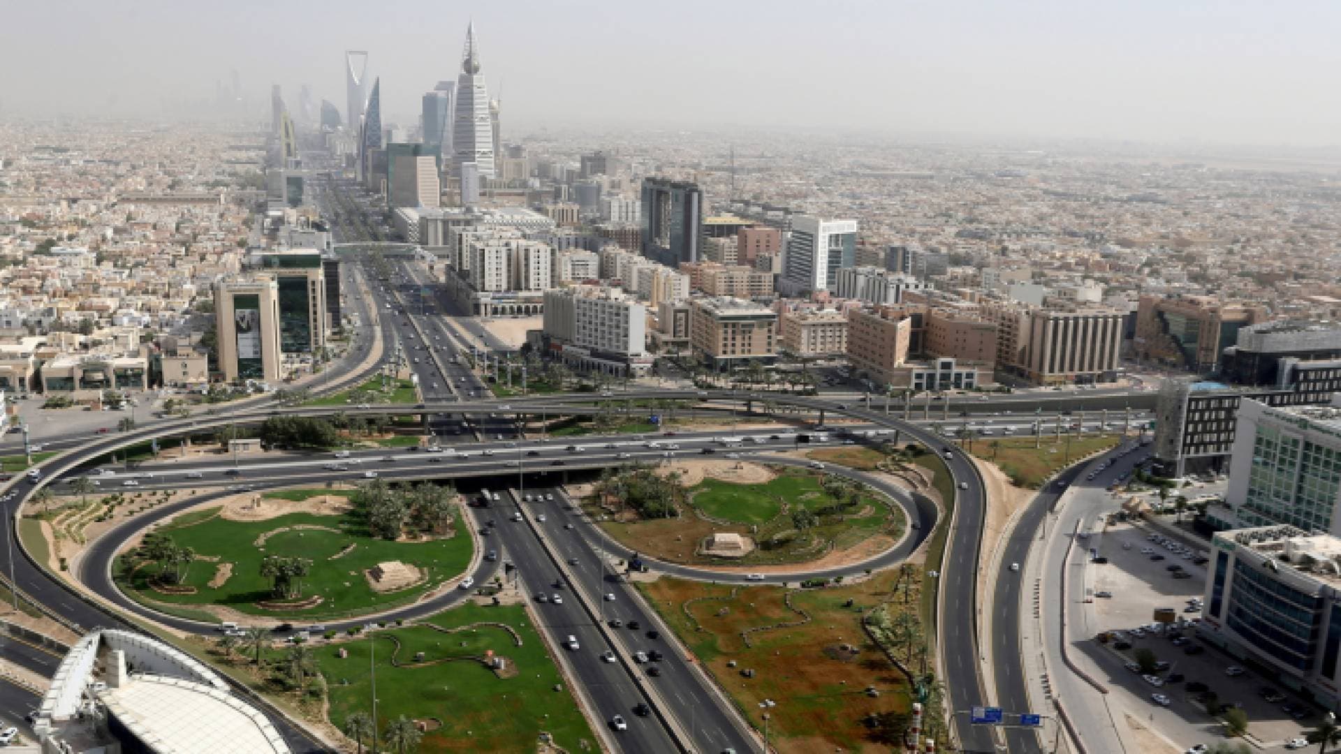 لمكافحة كورونا.. السعودية تضع شرطا لدخول الأماكن العامة