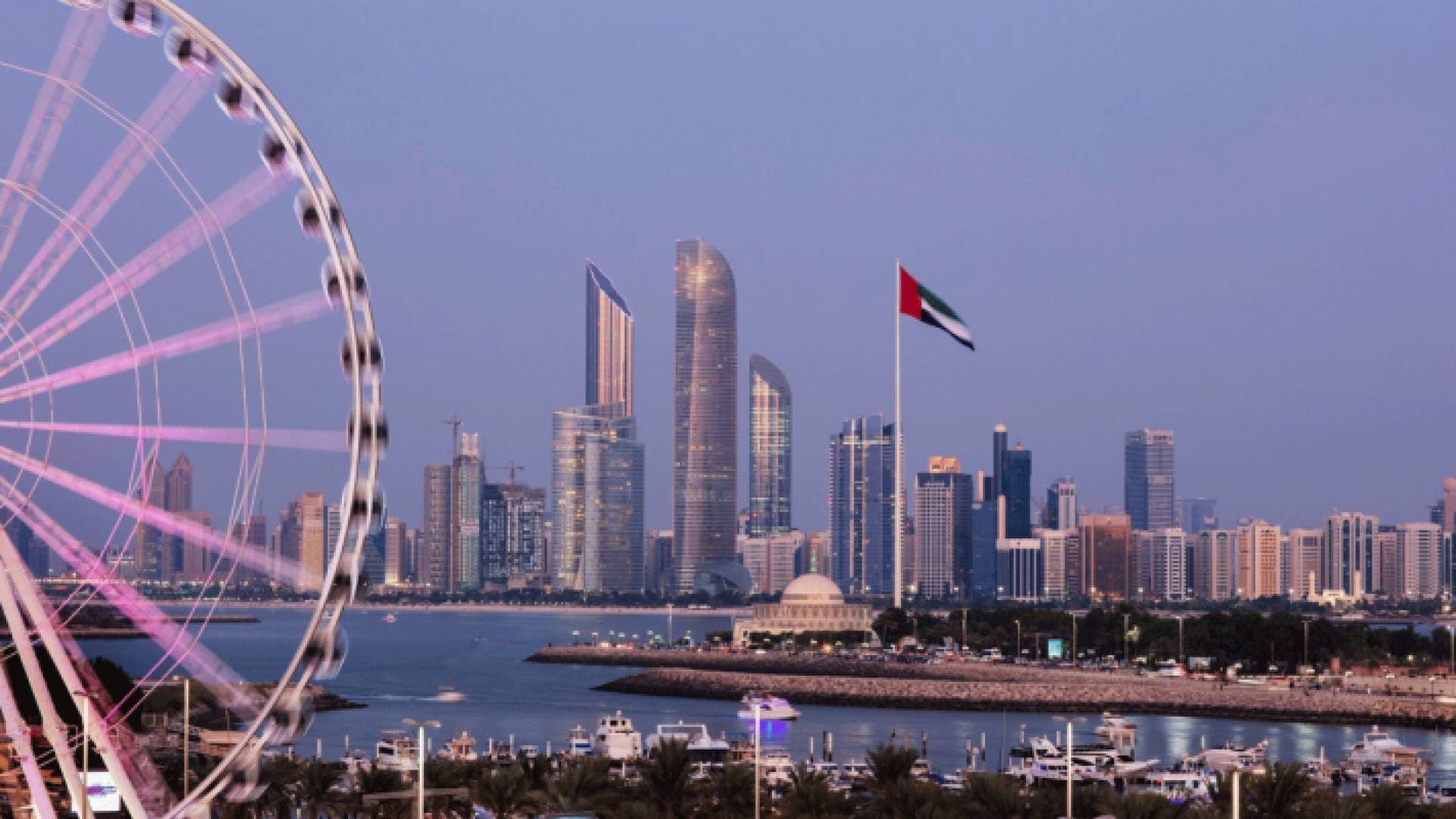 السفارة الأردنية ترجو من الأردنيين المقيمين في الإمارات الحذر من التأثيرات المتوقعة للإعصار شاهين