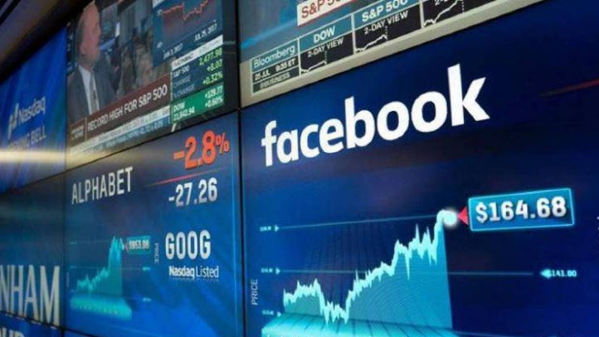 أسهم فيسبوك تتراجع نحو ٥% بعد العطل المفاجئ لتطبيقات الشركة