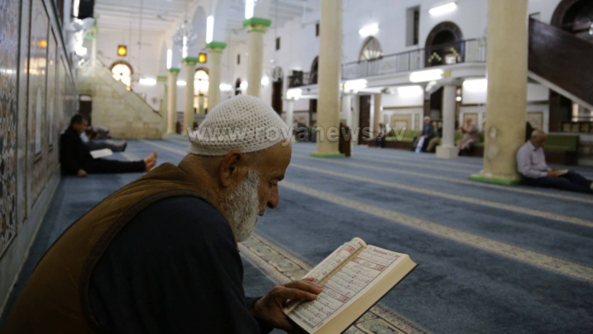 "الأوقاف": لا تغيير على الإجراءات المعمول بها حاليا في المساجد
