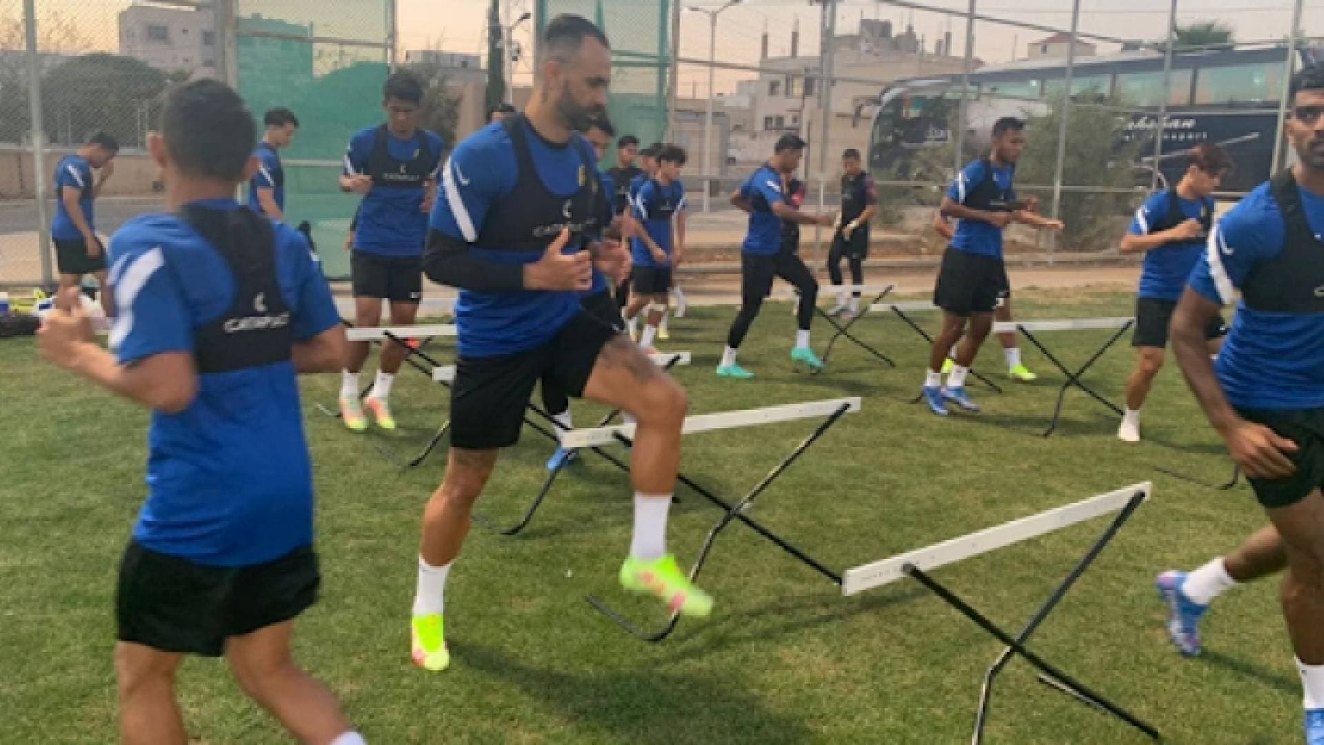 منتخب ماليزيا يبدأ تدريباته في عمان