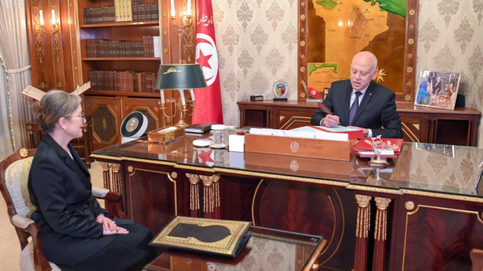 سيدة تترأس الحكومة التونسية الجديدة