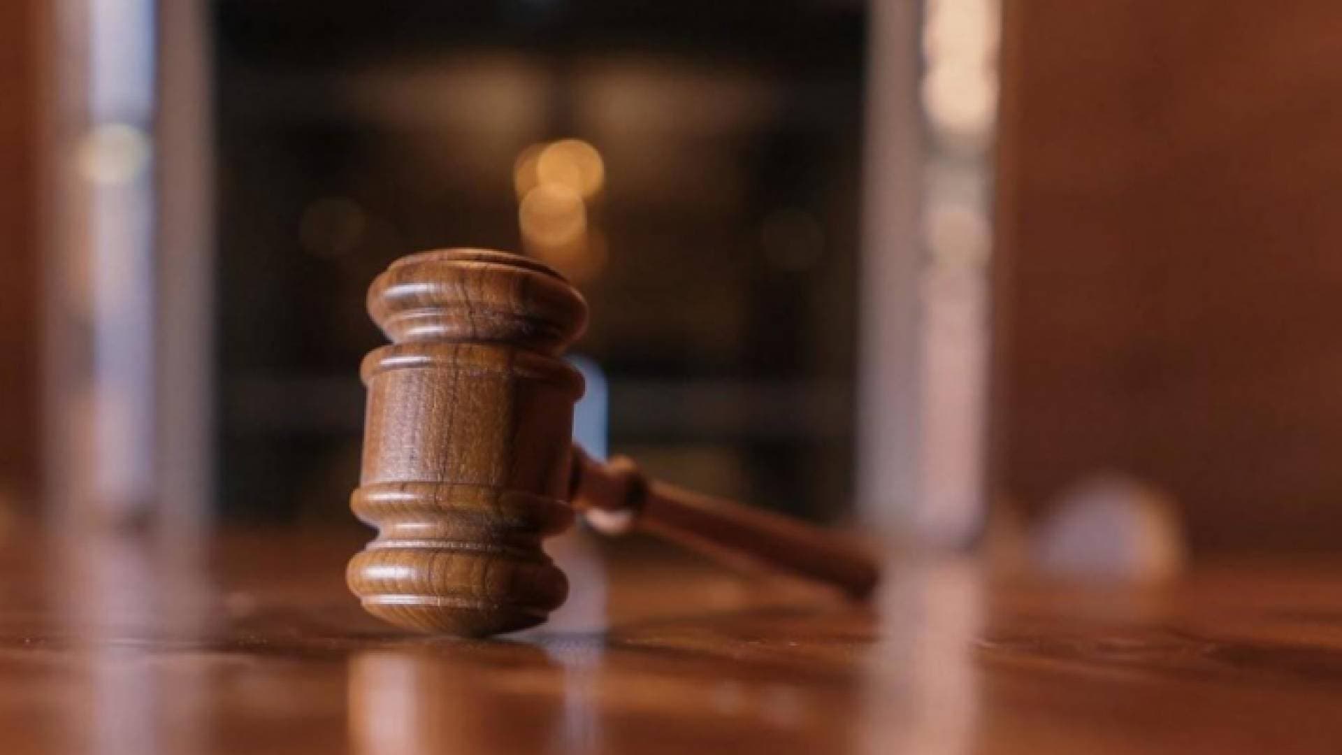 "صلح عمان": إدانة ٨ موظفين حكوميين بالفساد وتضمينهم مبلغ ١١ ألف دينار