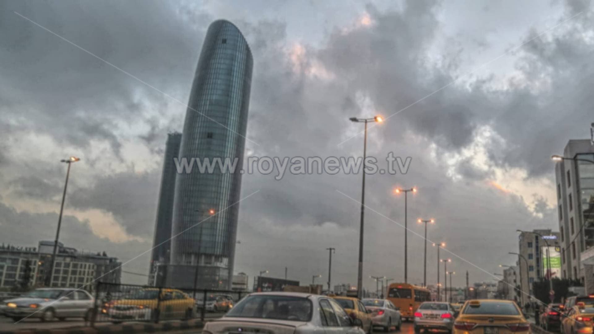أجواء دافئة نهاية الأسبوع وتغيير جذري على الأجواء الأسبوع القادم.. فيديو وتفاصيل