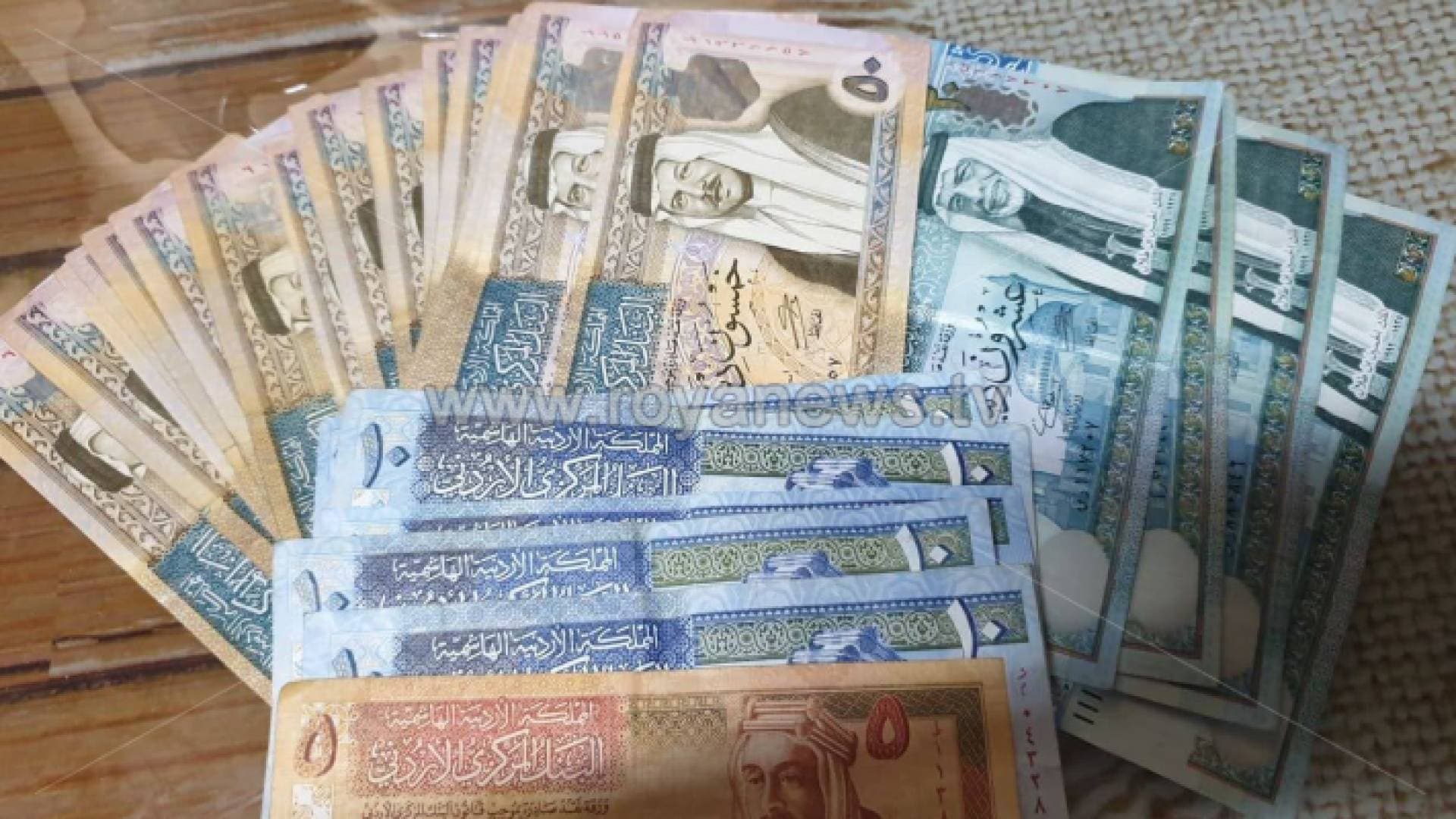 ٤ مليارات دينار تحصيلات ضريبة الدخل والمبيعات في تسعة أشهر