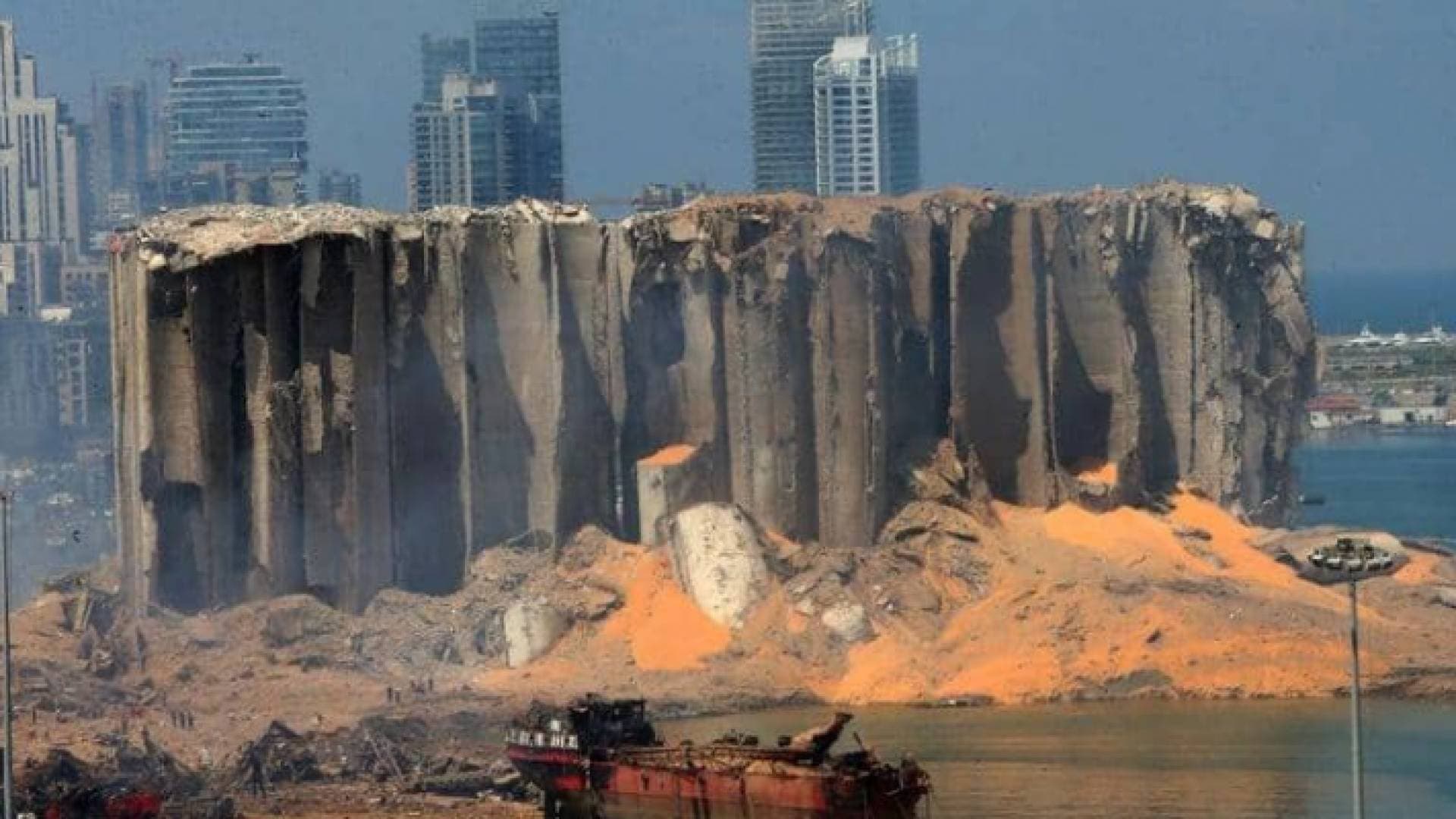 استئناف التحقيق القضائي في انفجار مرفأ بيروت