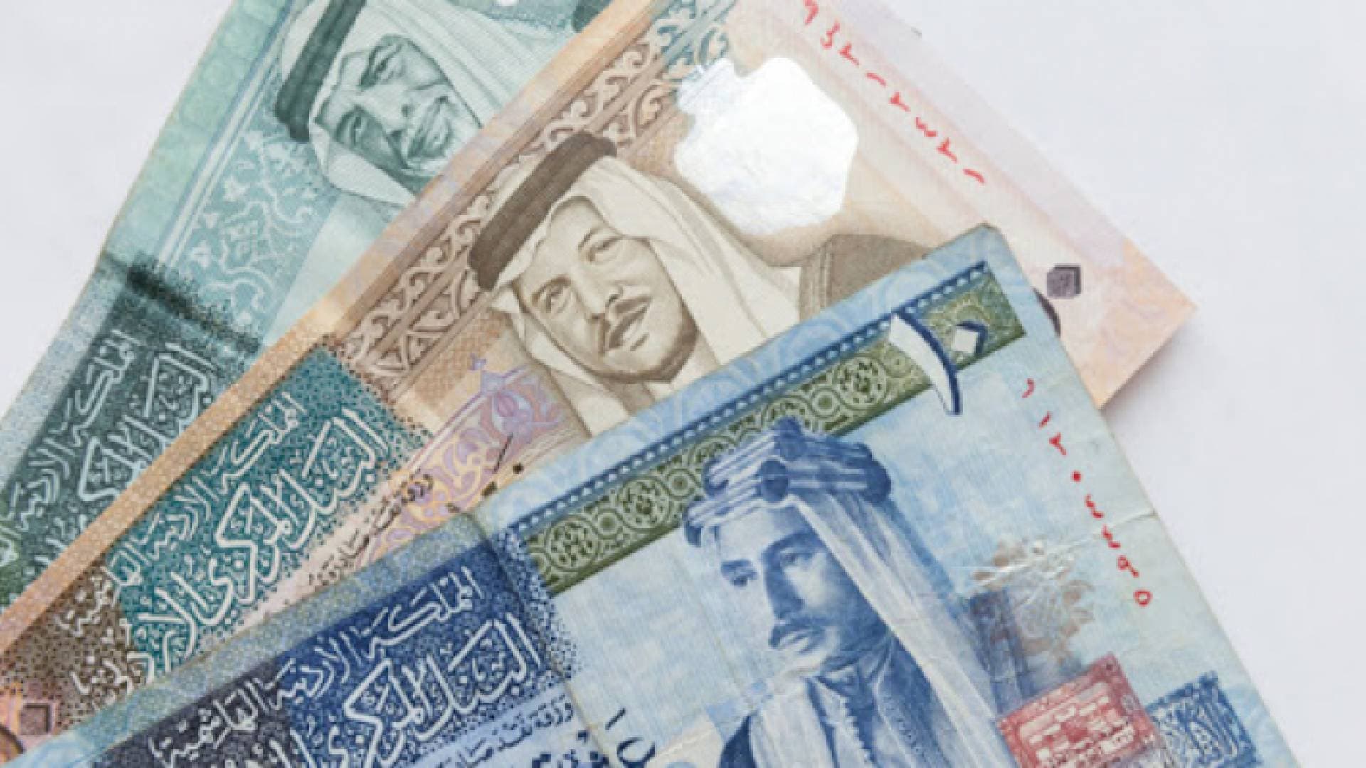 موازنة ٢٠٢٢.. لا ضرائب جديدة على الأردنيين