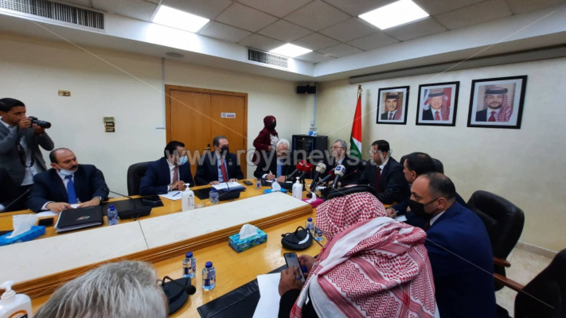 بالفيديو.. نواب يهاجمون وزيرا الصحة والتربية بسبب "المدارس وكورونا"