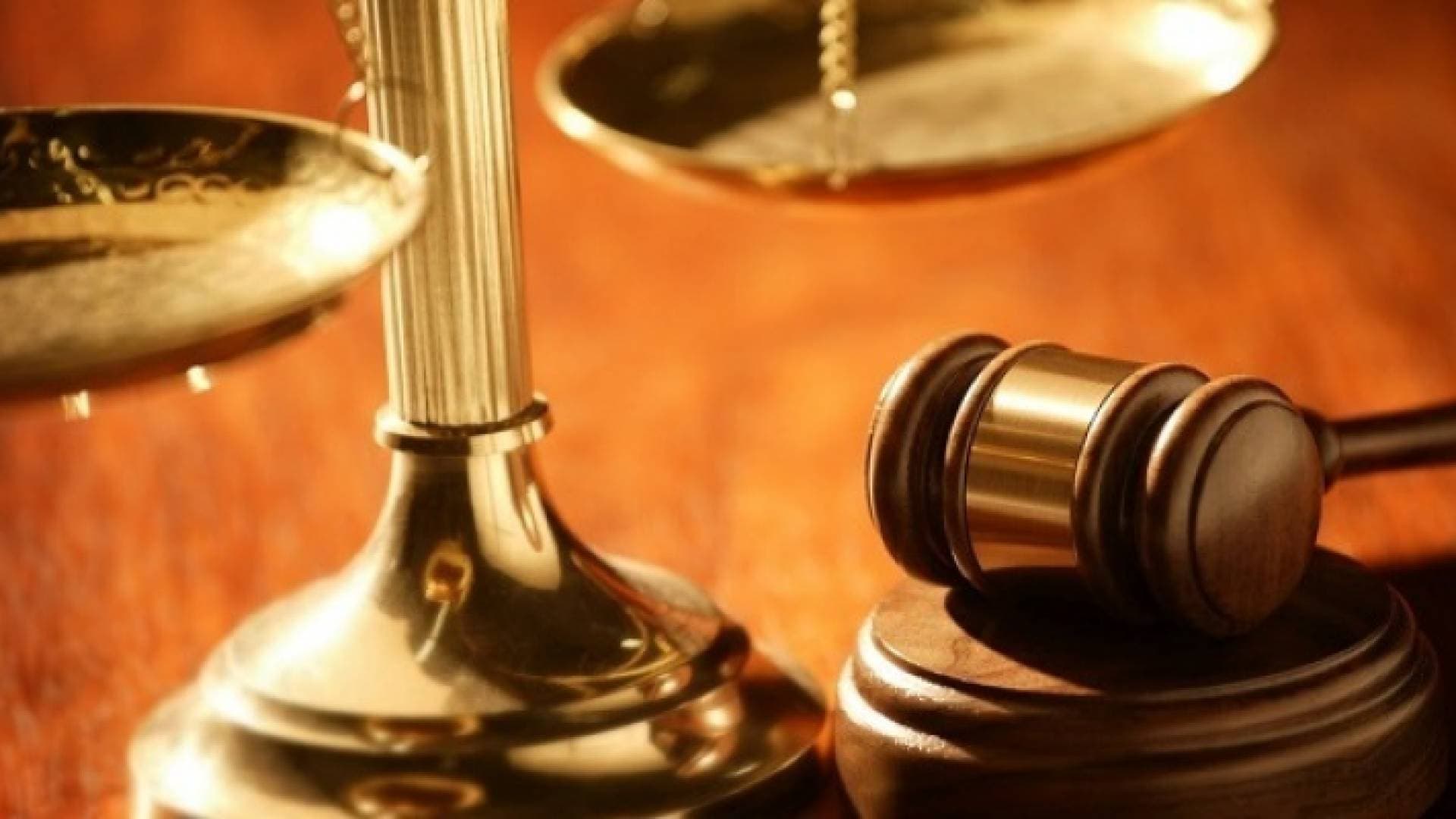 إدانة موظف حكومي بالاختلاس