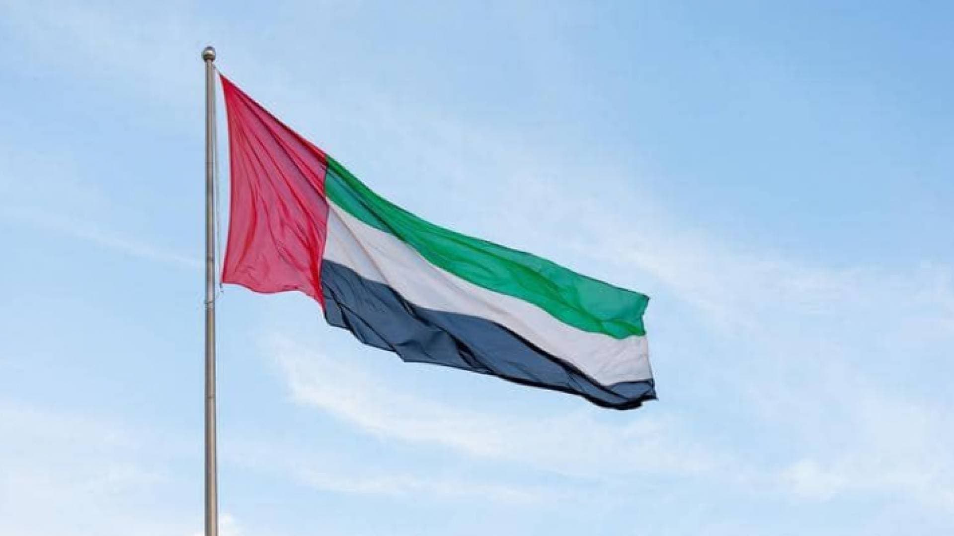 الإمارات تطالب مواطنيها في لبنان بالعودة في أقرب وقت