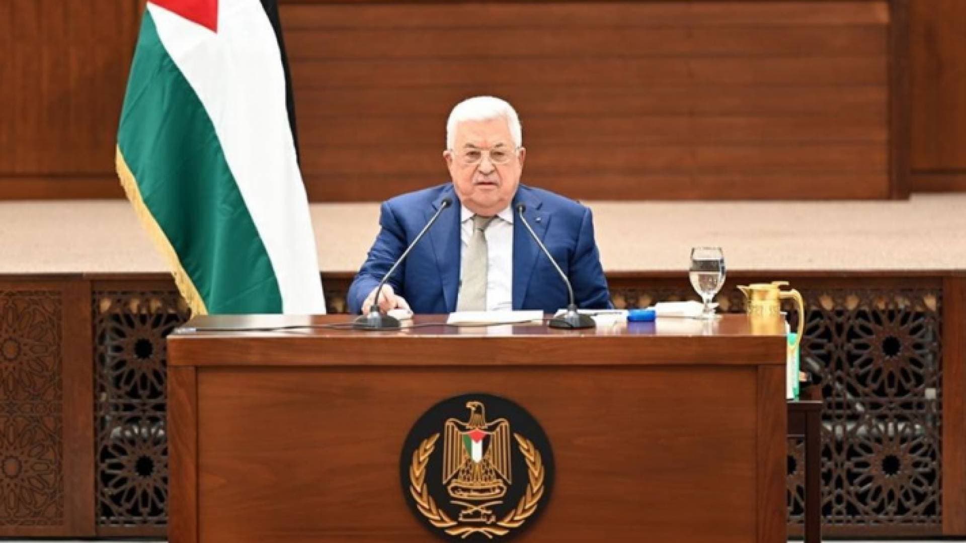 عباس في ذكرى رحيل عريقات: خسارة كبيرة لفلسطين.. فيديو