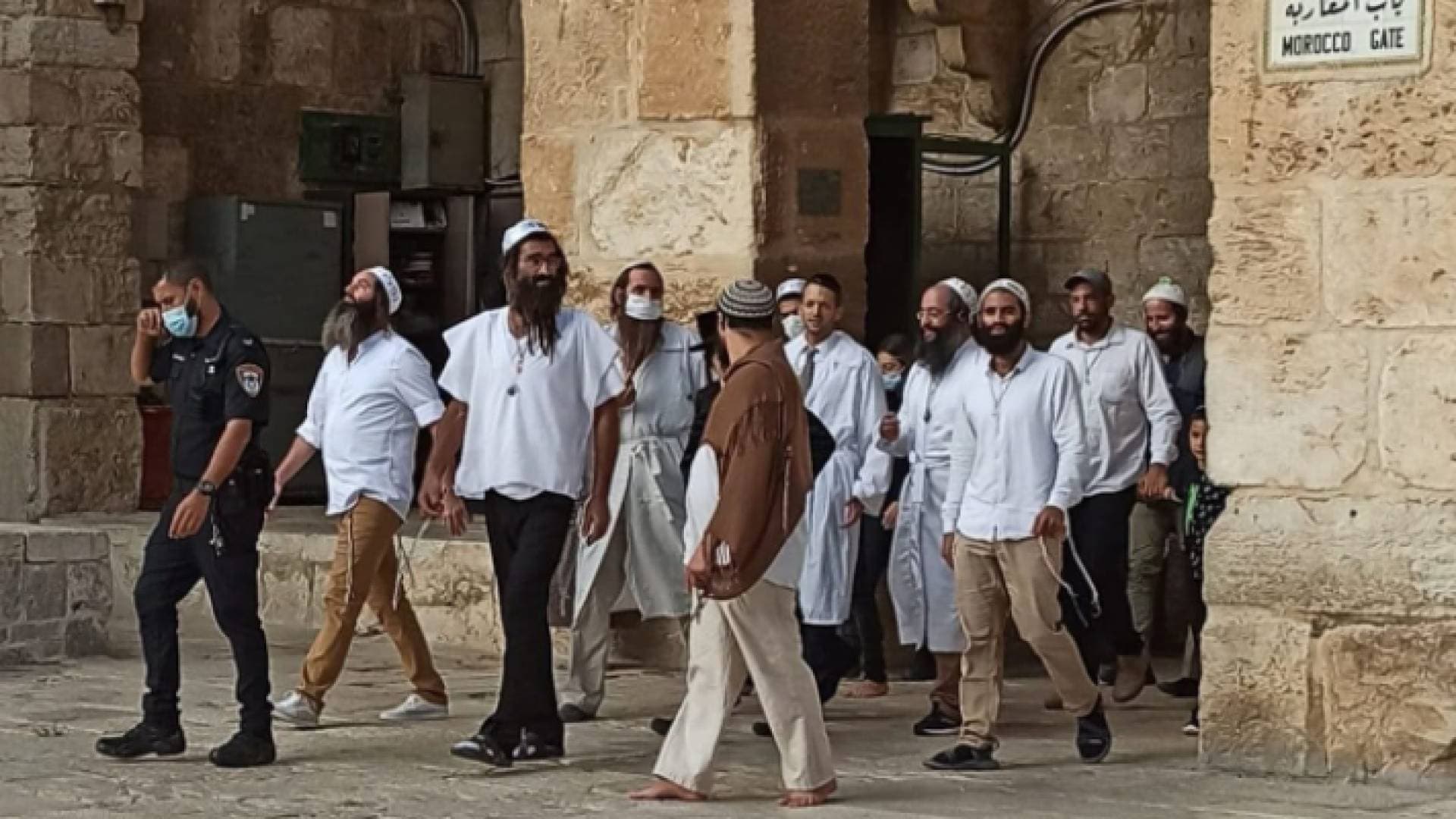 اقتحامات باحات الأقصى من قبل مستوطنين