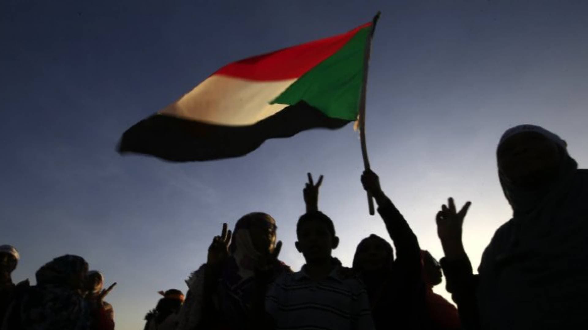 ارتفاع حصيلة القتلى بين المتظاهرين ضد الانقلاب في السودان إلى ٢٣ شخصا