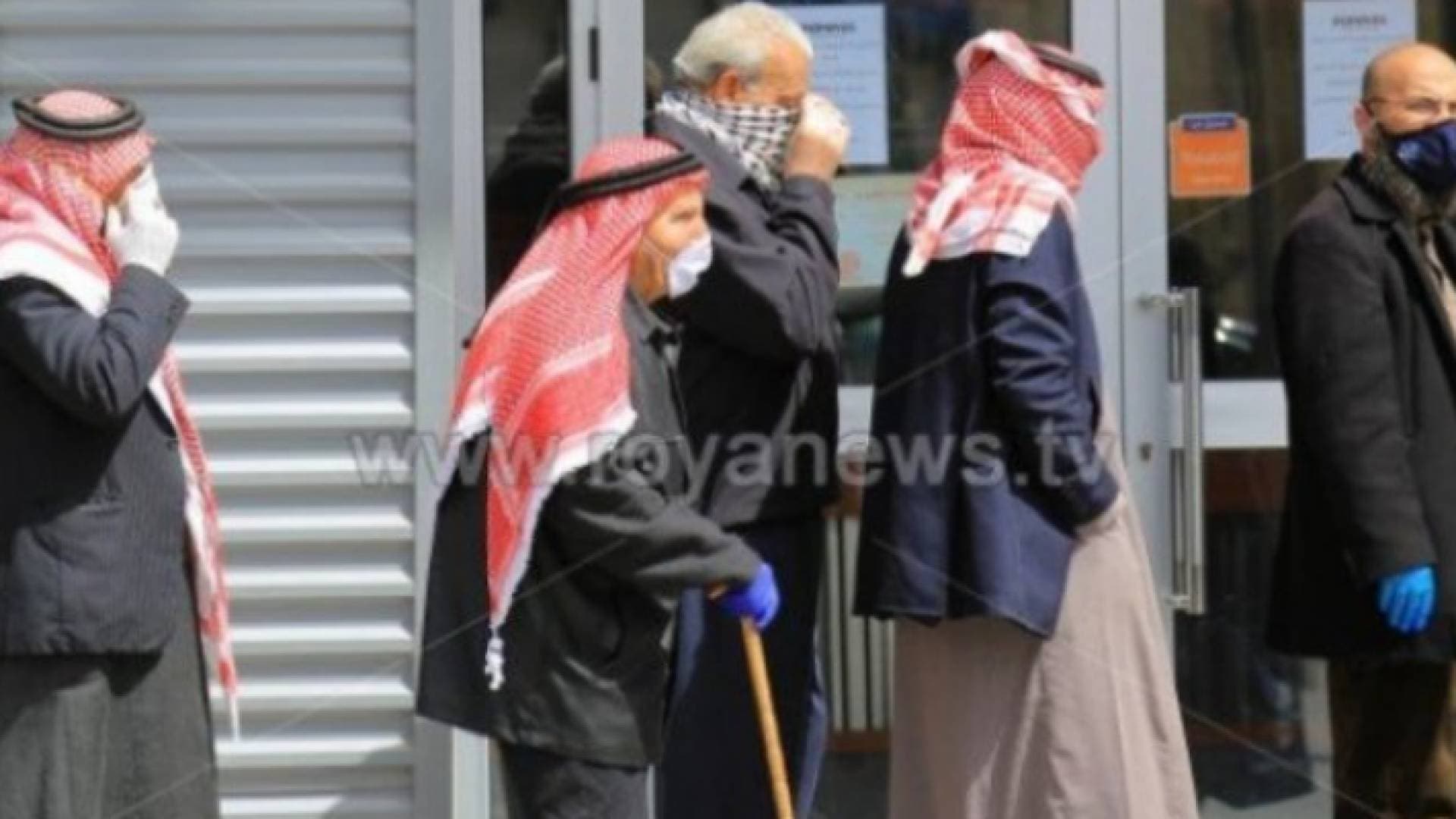دراسة: نحو ٣٠% من الأردنيين غير ملتزمين بارتداء الكمامة