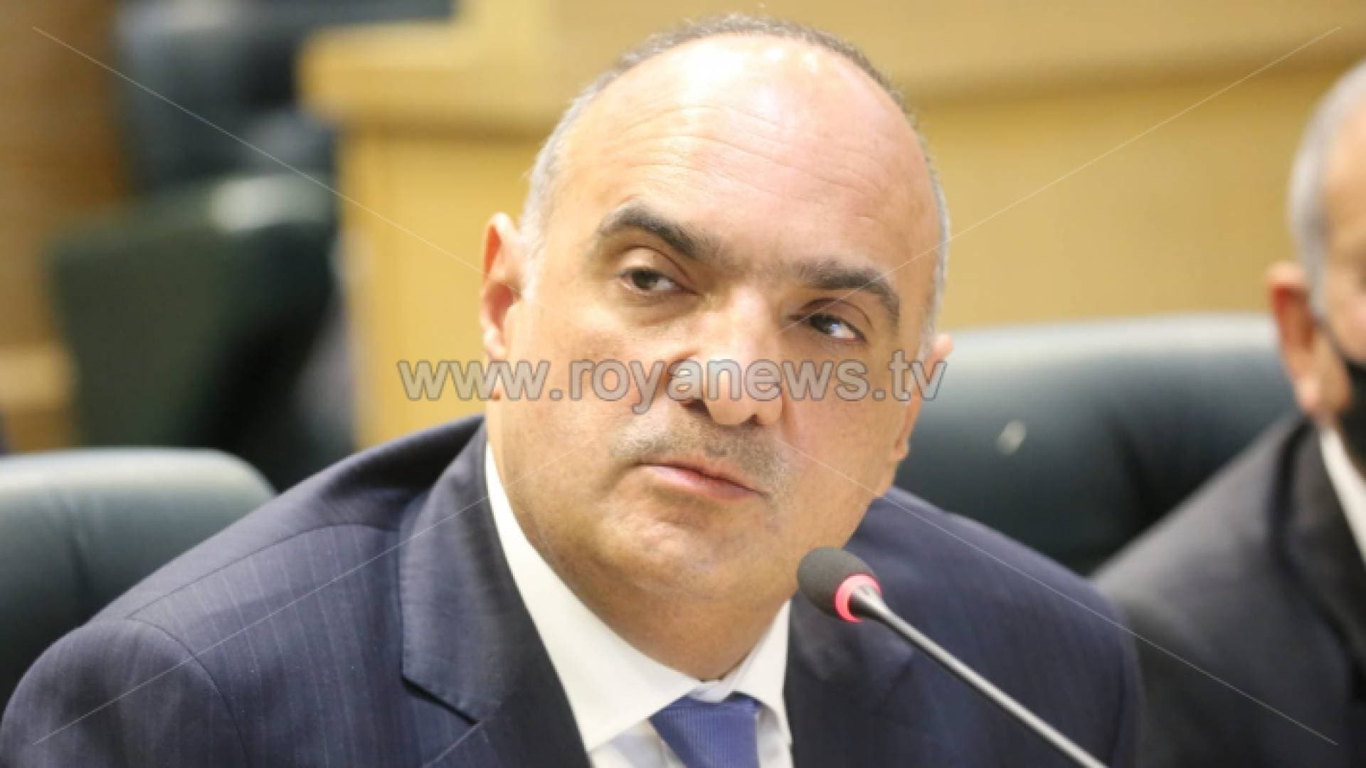 الخصاونة يشدد على ضرورة الالتزام بتنفيذ أوامر الدفاع