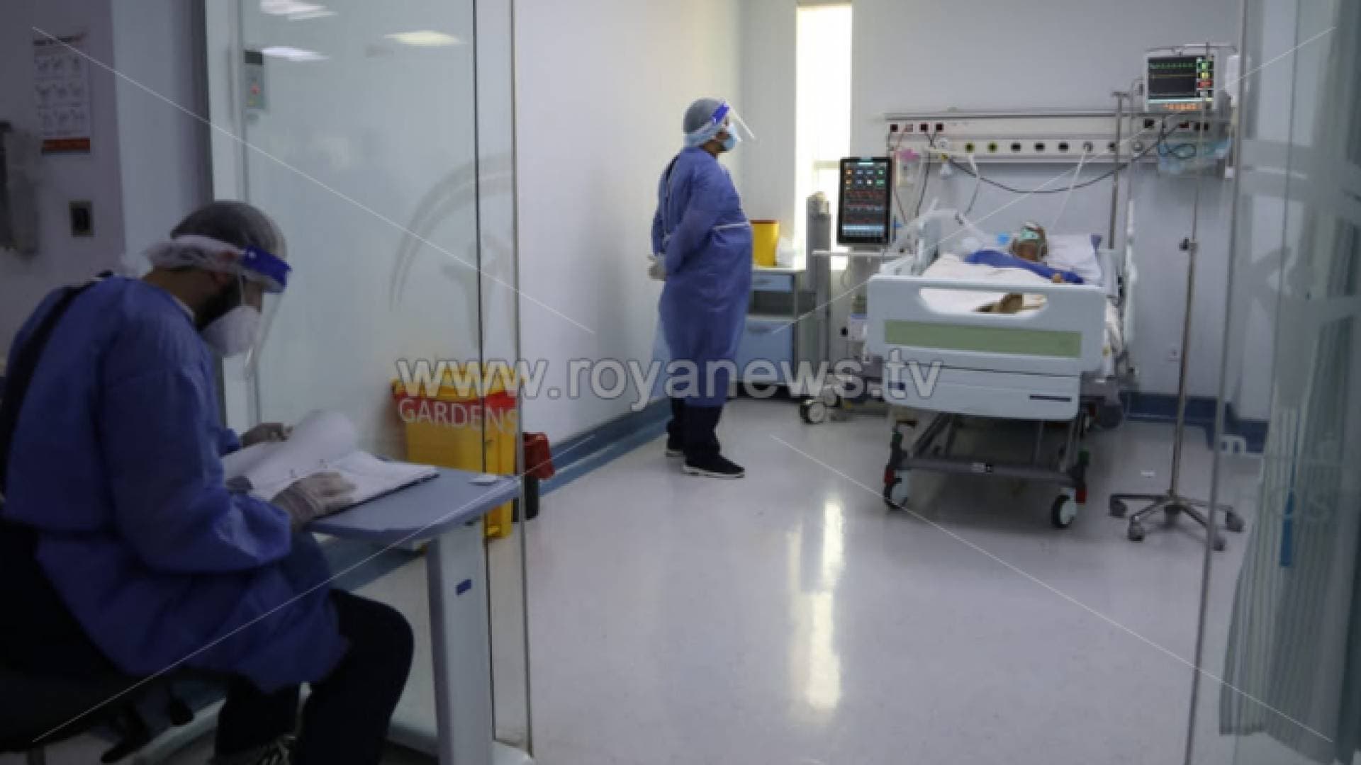 أكثر من ٣ آلاف إصابة جديدة بكورونا في الأردن والفحوص الإيجابية تتخطى ٨%