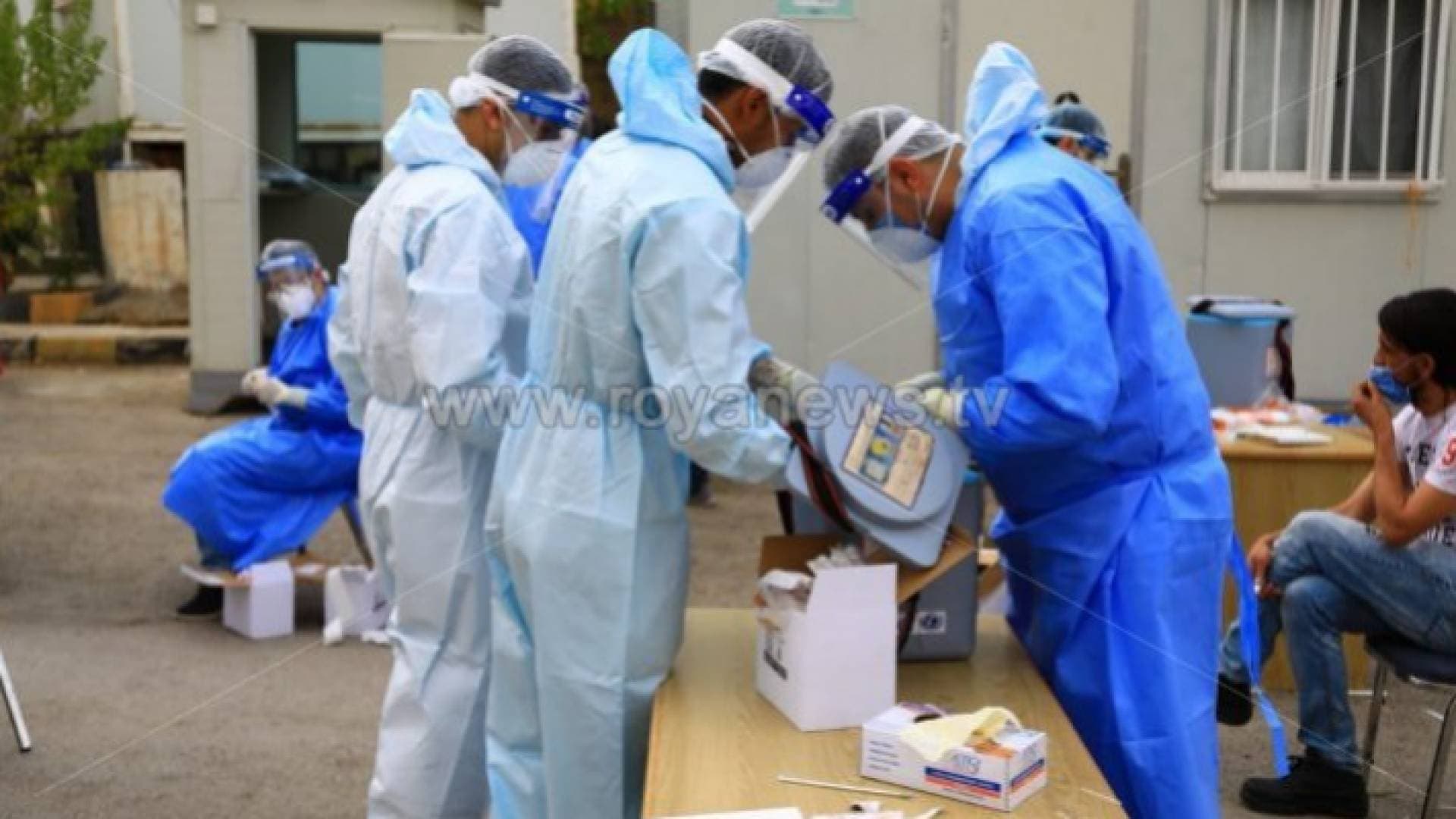 أكثر من ٣ آلاف إصابة جديدة بكورونا في الأردن والفحوص الإيجابية تتخطى ٨%