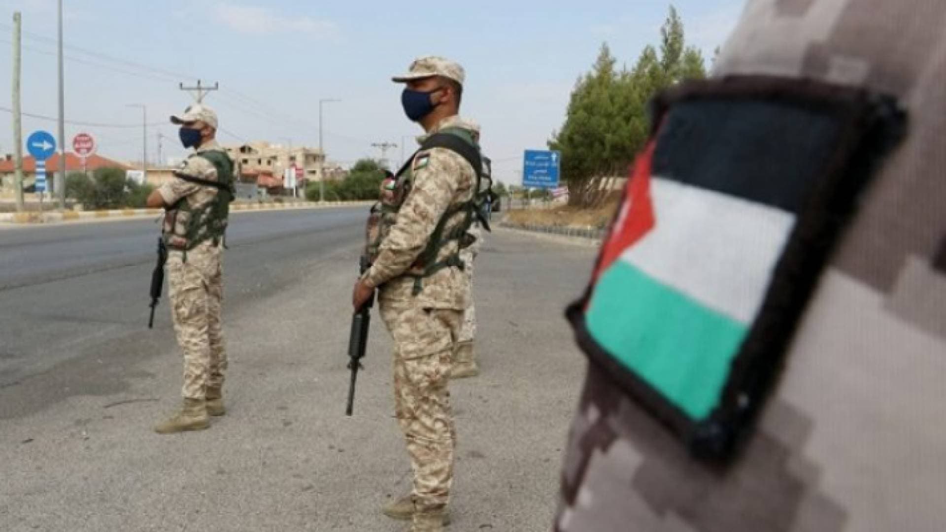 الأزمات لـ"رؤيا": جميع الخيارات مفتوحة ولا نفكر بالإغلاقات