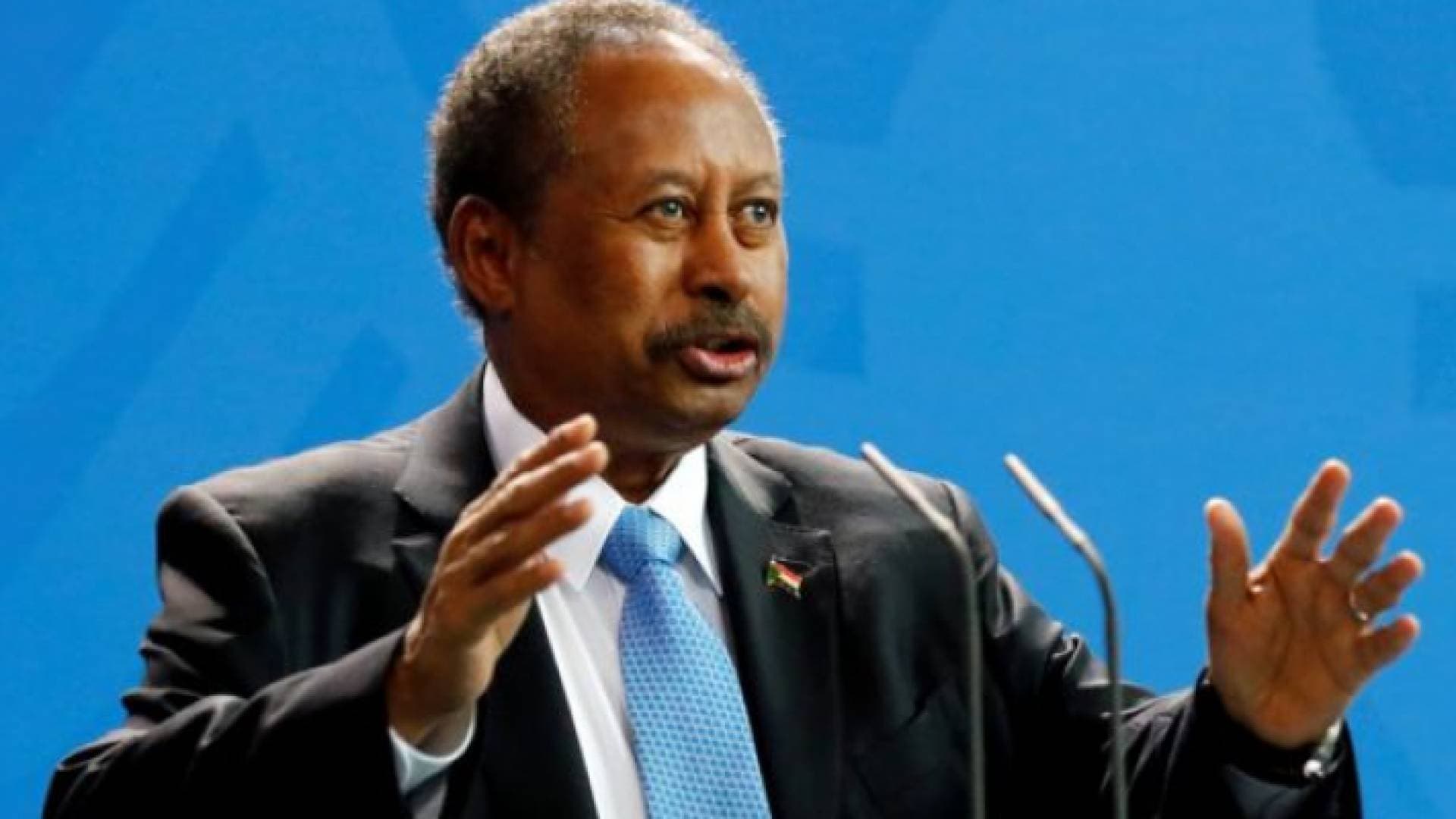 حمدوك يعود إلى رئاسة الحكومة السودانية بعد اتفاق سياسي واستمرار التظاهرات