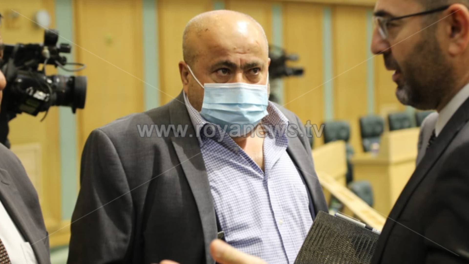 بالفيديو.. النائب عطية لزميلته: "اسكتي.. حقي أقترح"