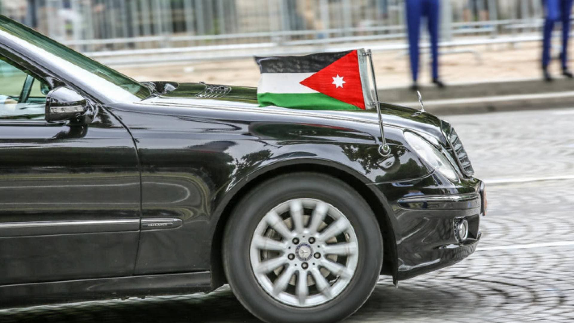 ديوان المحاسبة: ٢١٣٦ مخالفة "تتبع" لمركبات حكومية