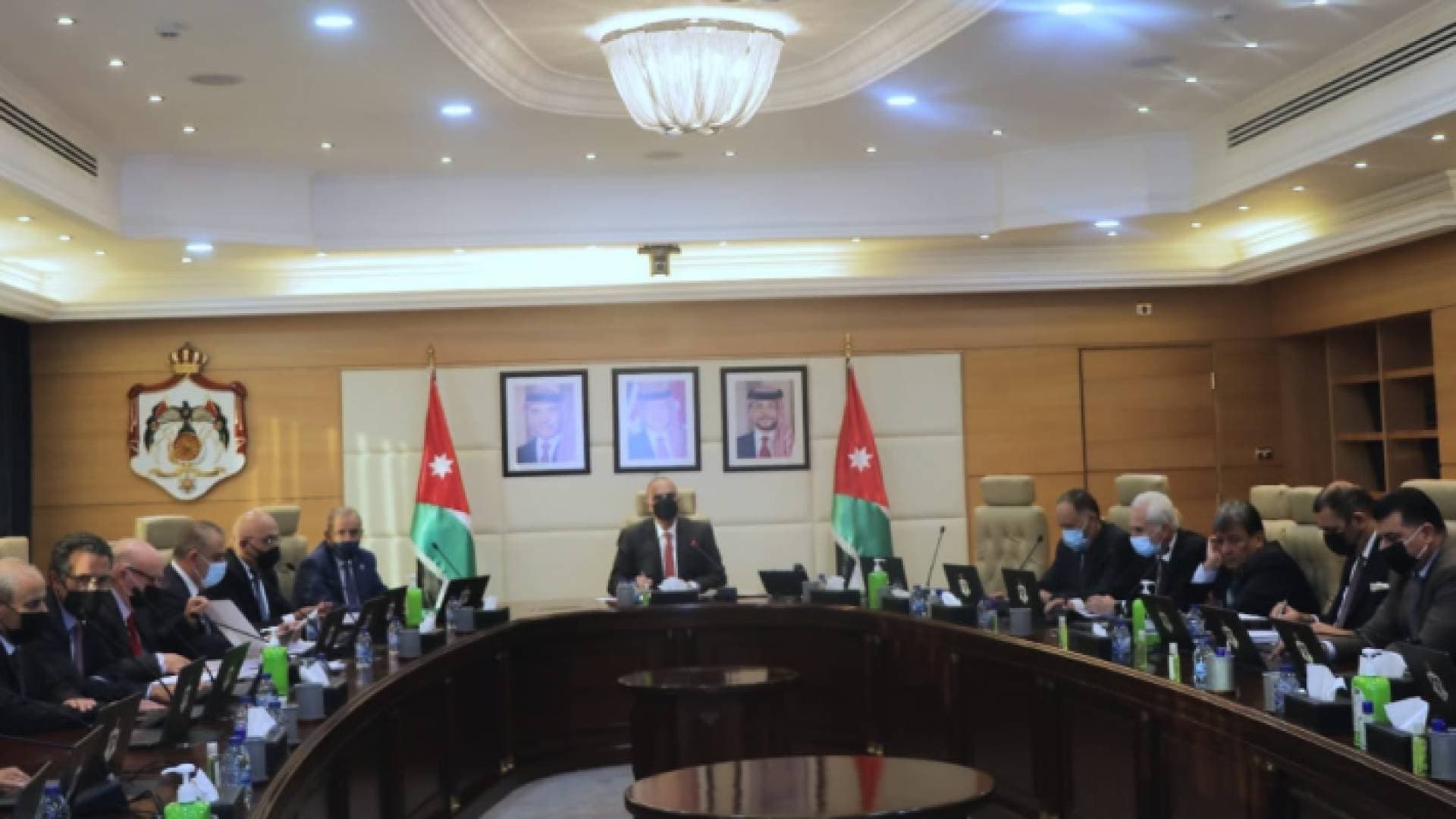 الحكومة تقرر إجراء انتخابات مجالس المحافظات والبلدية وأمانة عمان