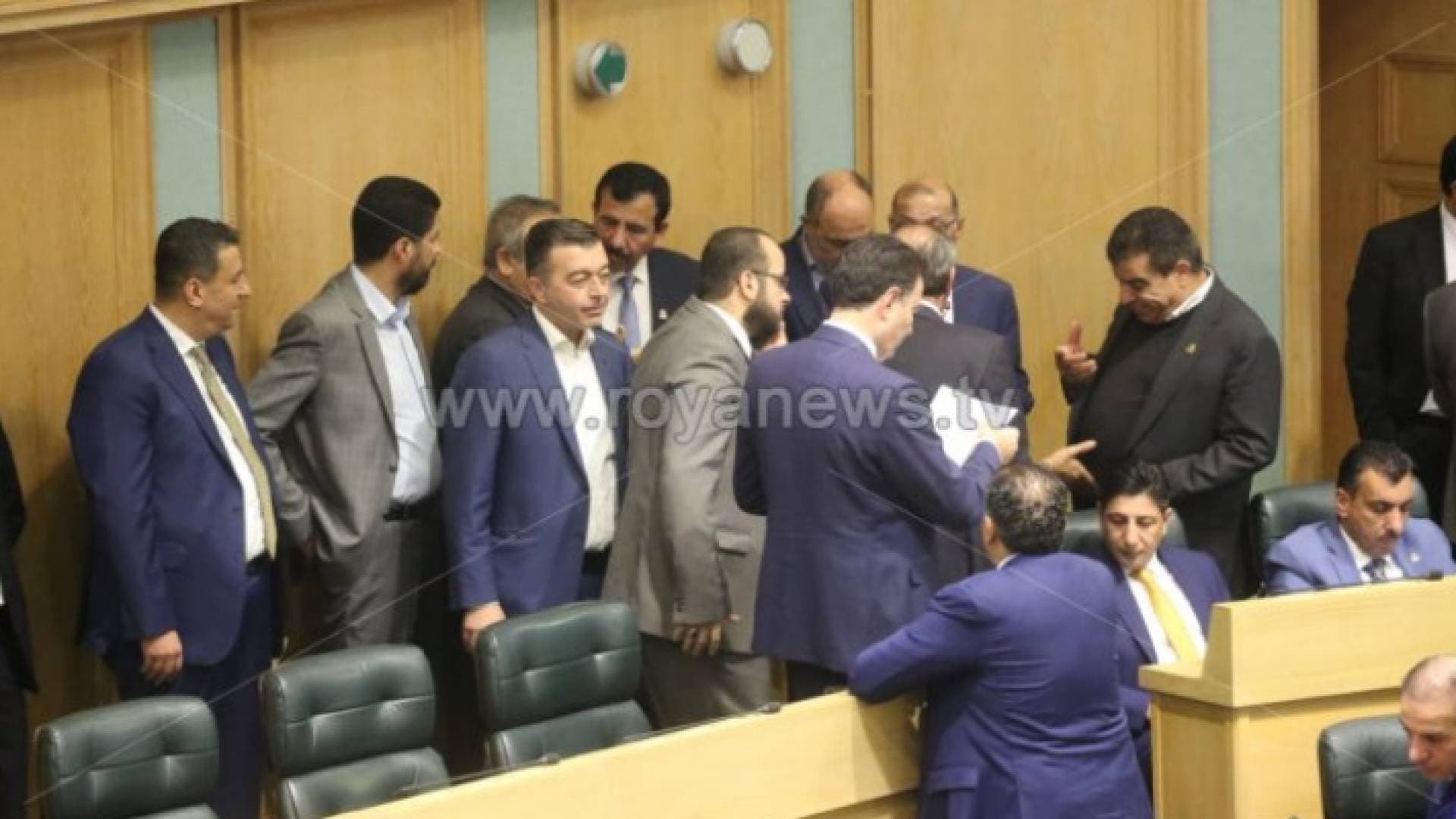 مراسل "رؤيا": جلسة مغلقة في مجلس النواب لإعداد الرد على خطاب العرش