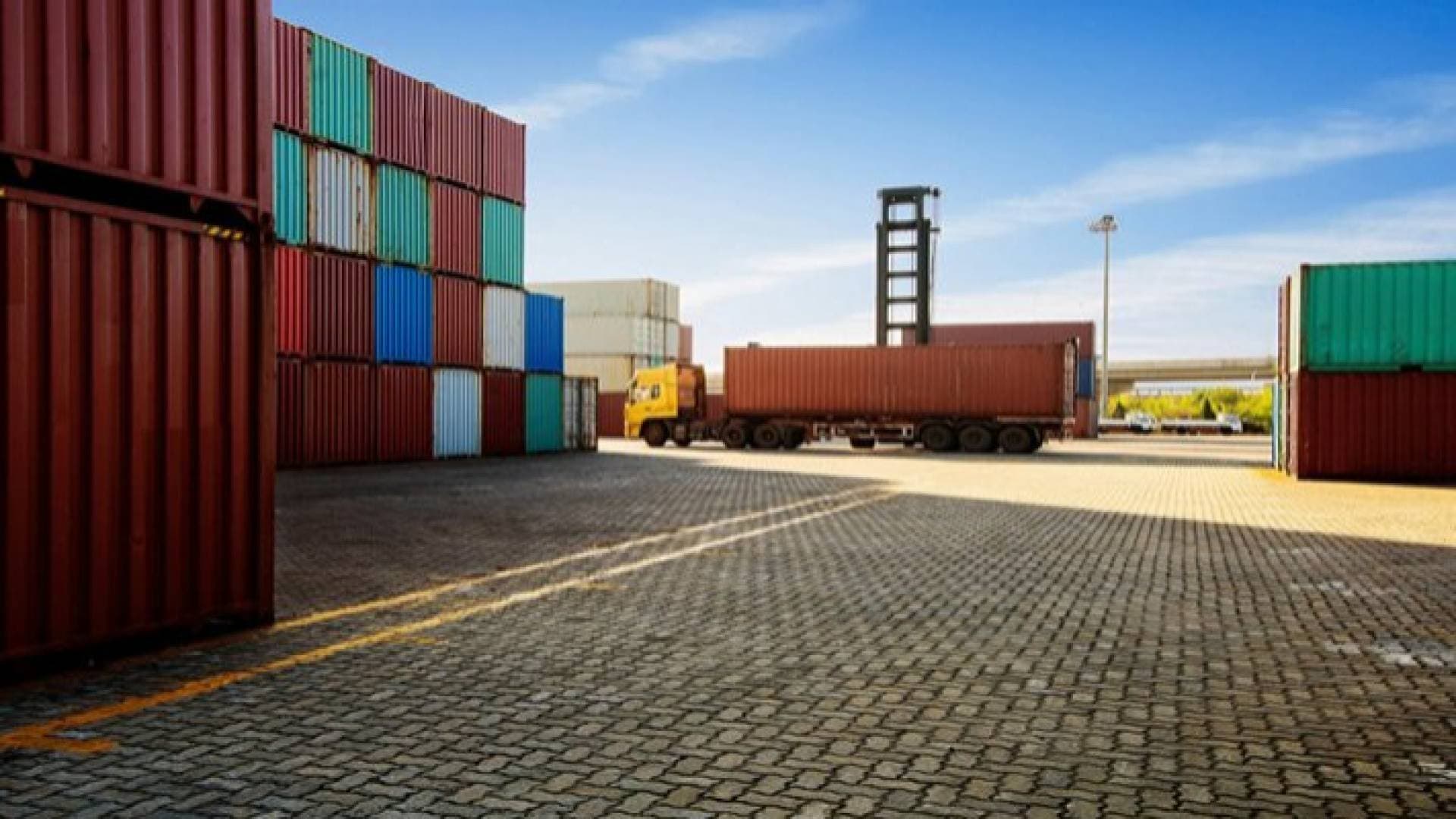 ارتفاع الصادرات الوطنية بنسبة ١٥.٨% في الربع الثالث