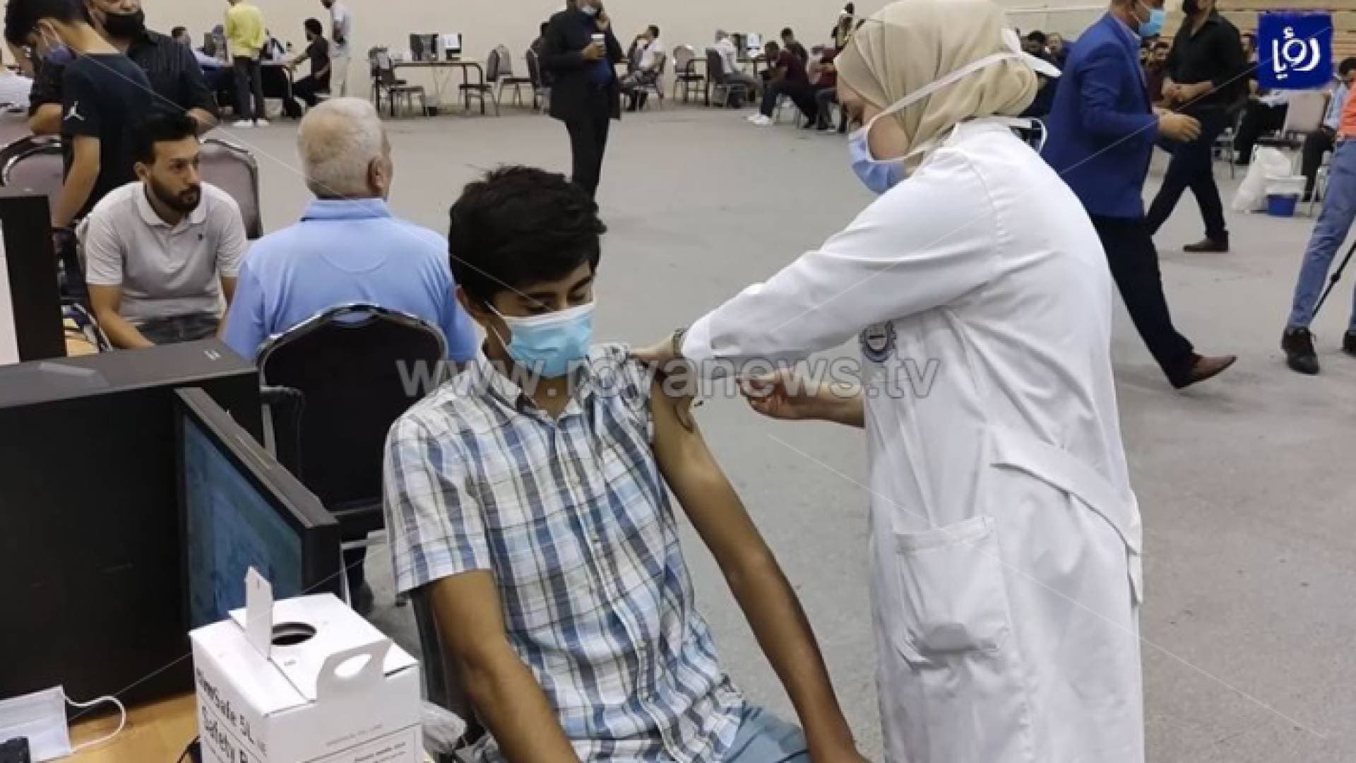 التربية: ٣٧٢٩٥ طالبا وطالبة وافق أولياء أمورهم على تلقيهم مطعوم كورونا