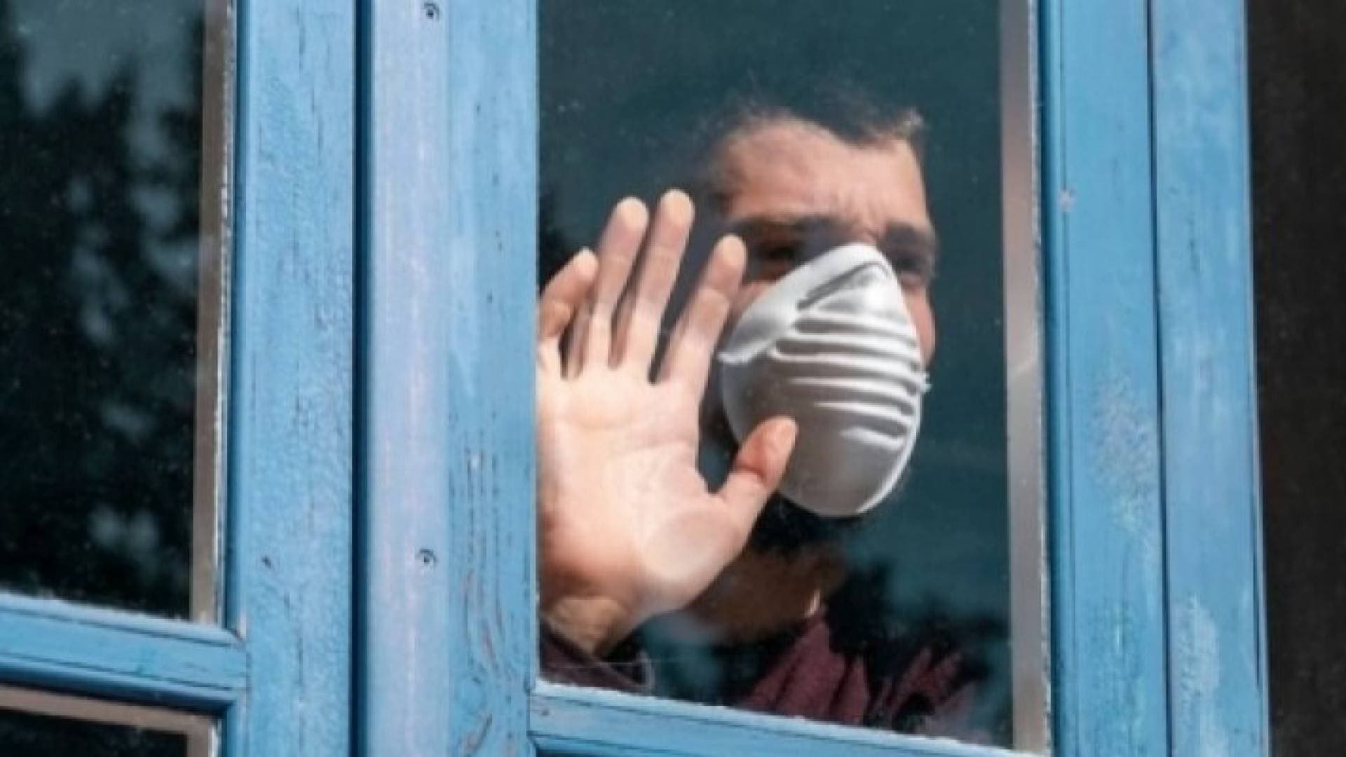 ضبط ١٤ شخصا من مخالفي الحجر المنزلي