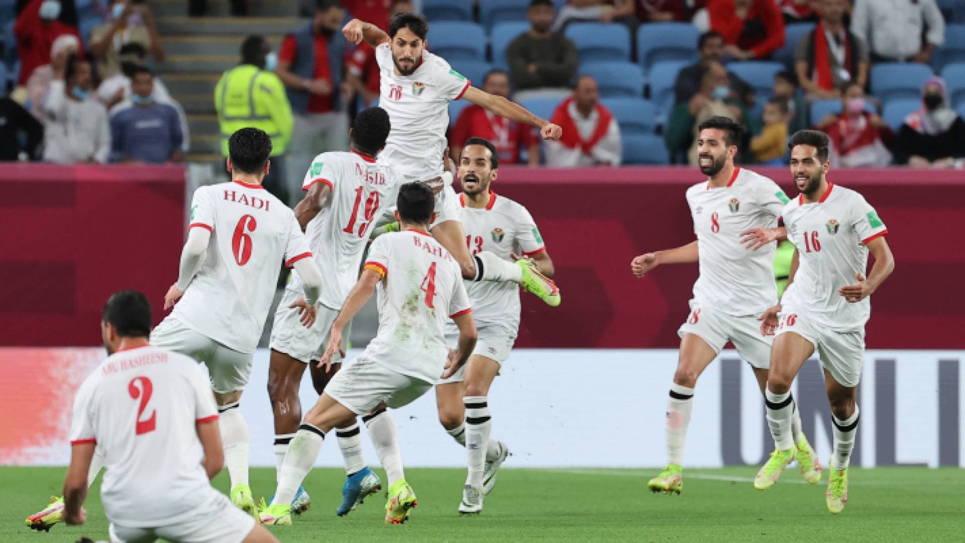 آراء متباينة في الشارع الرياضي حول أداء النشامى في كأس العرب