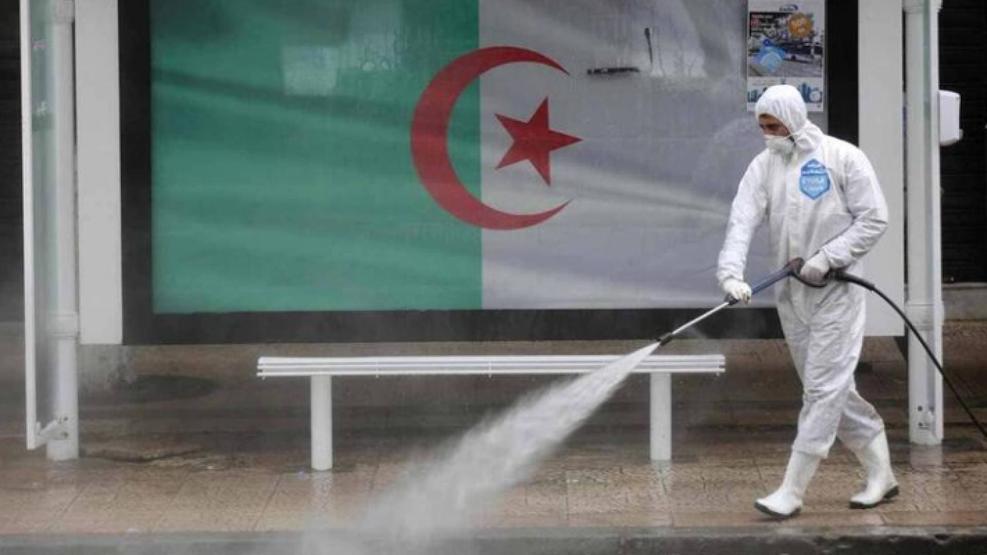 الجزائر تعلن تسجيل أول إصابة بمتحور أوميكرون