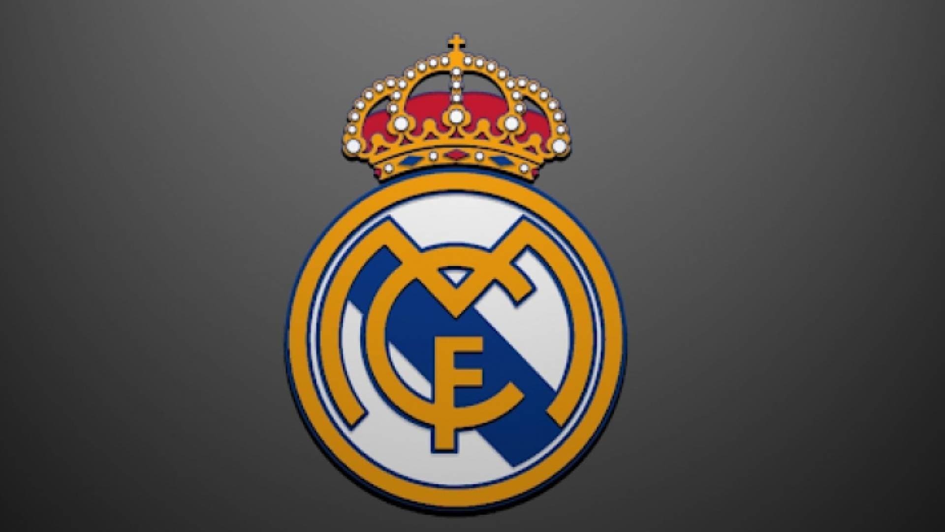 ريال مدريد يعلن إصابة ٤ لاعبين ومساعد أنشيلوتي بكورونا