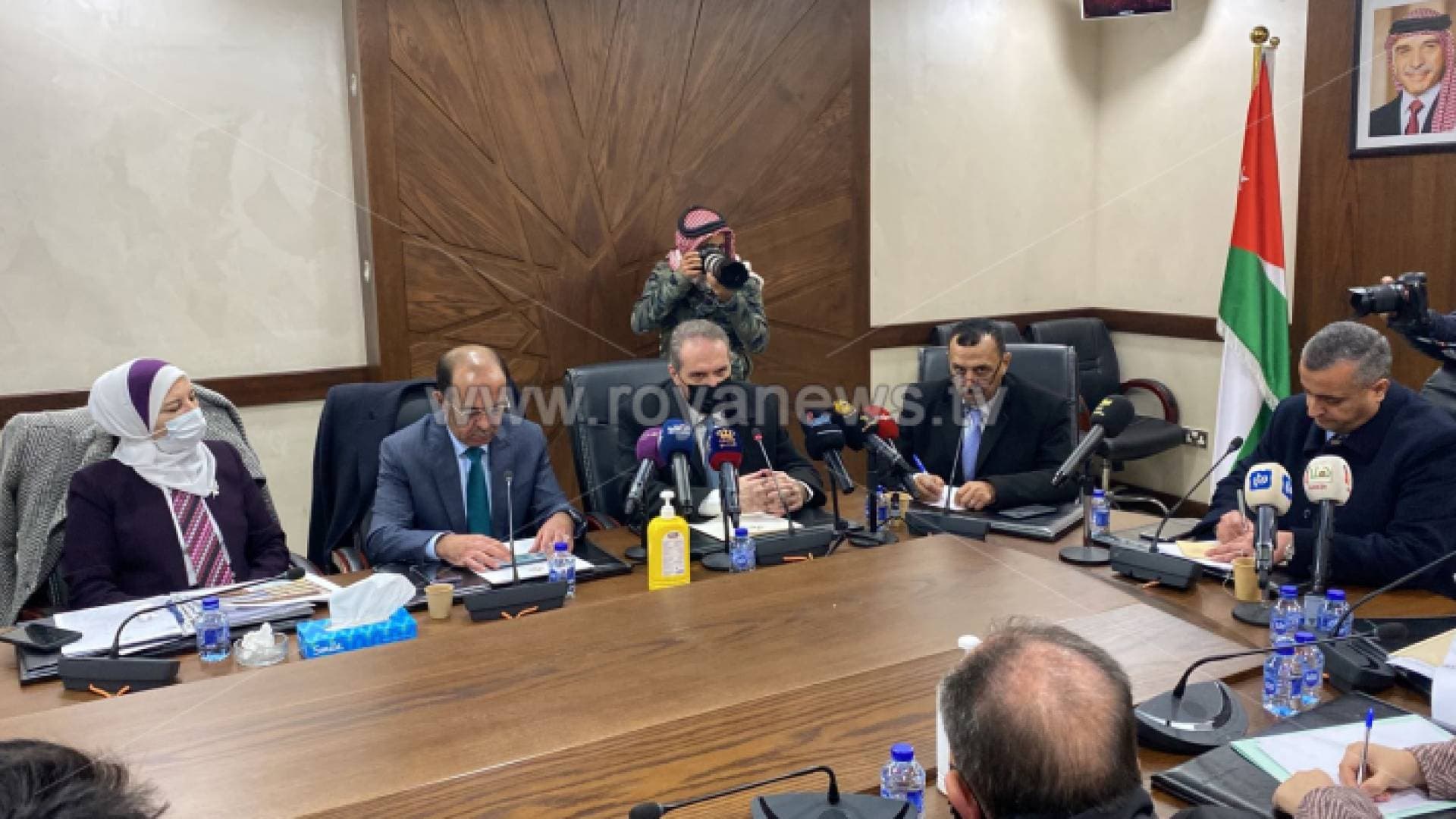 "التربية": أكثر من ٢٠ ألف حالة نشطة بفيروس كورونا بين طلبة المدارس- فيديو