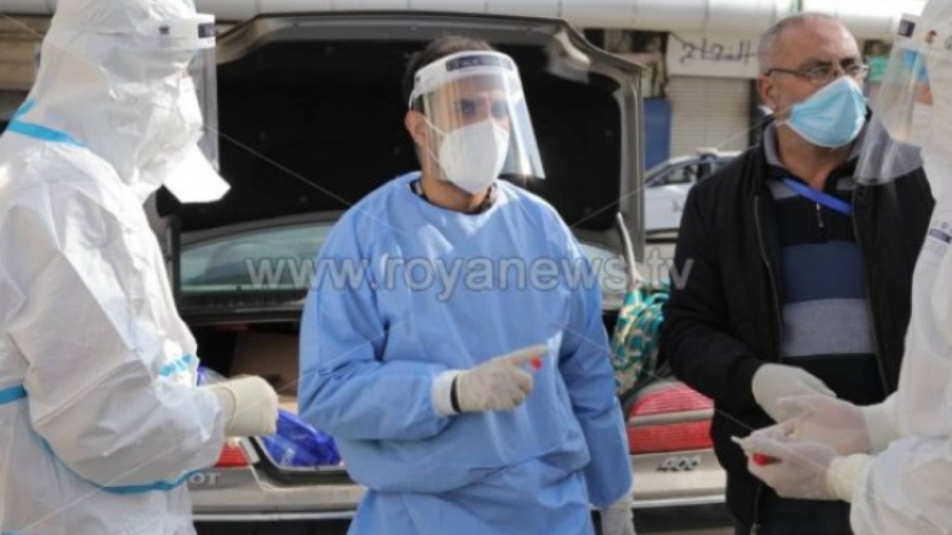 الصحة: ندرس إلزامية إعطاء الجرعة الثالثة من اللقاح