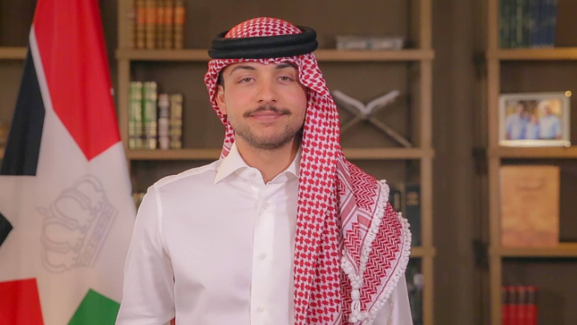 ولي العهد يهنئ المسيحيين بالأعياد المجيدة