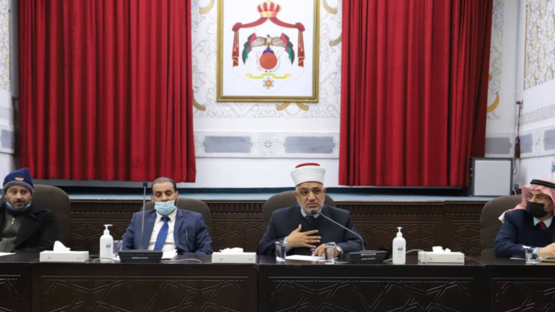 الخلايلة يكشف عدد الوفيات بكورونا بين كوادر وزارة الأوقاف