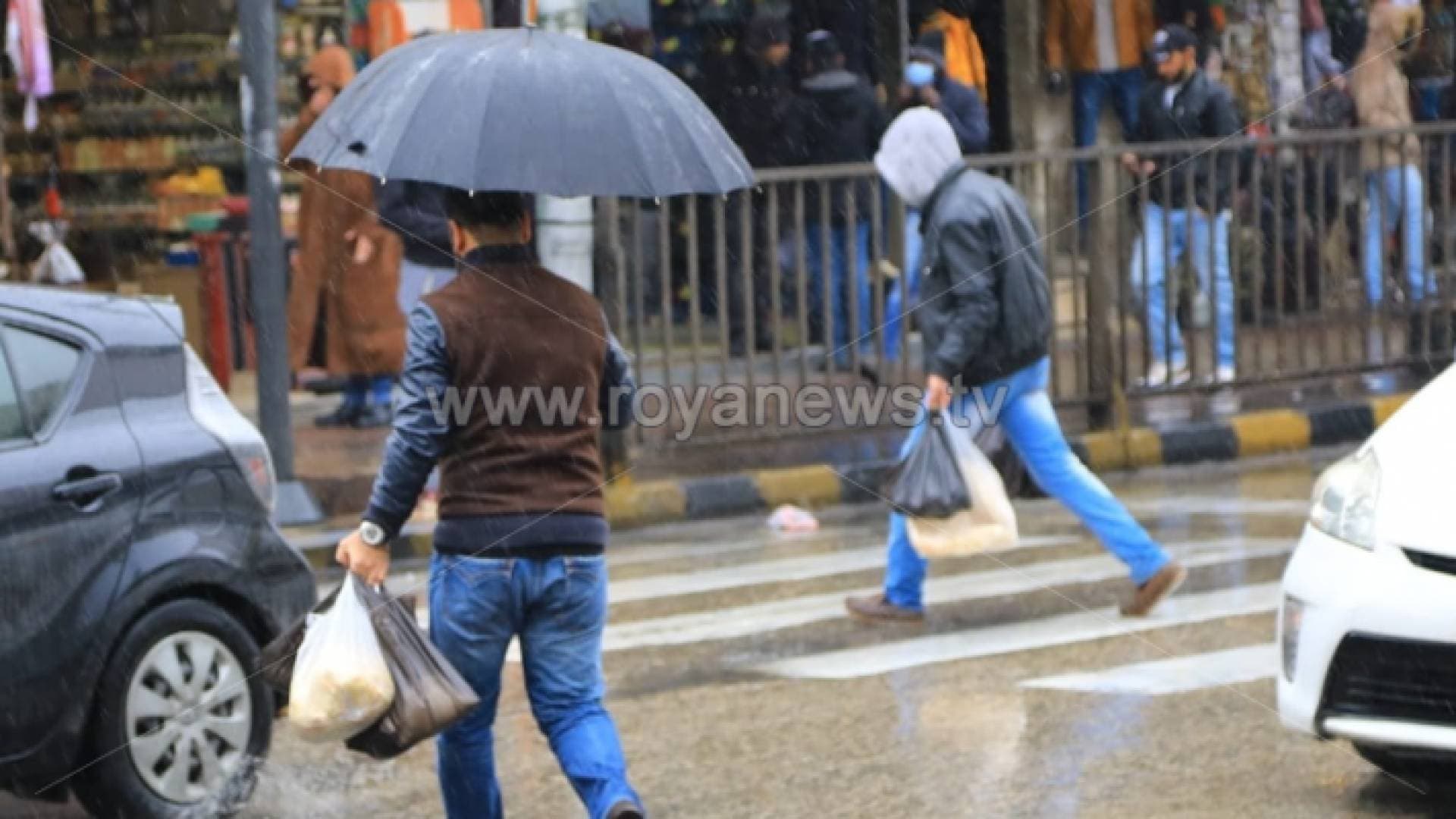 انخفاض على درجات الحرارة الأربعاء وفرصة لهطول الأمطار